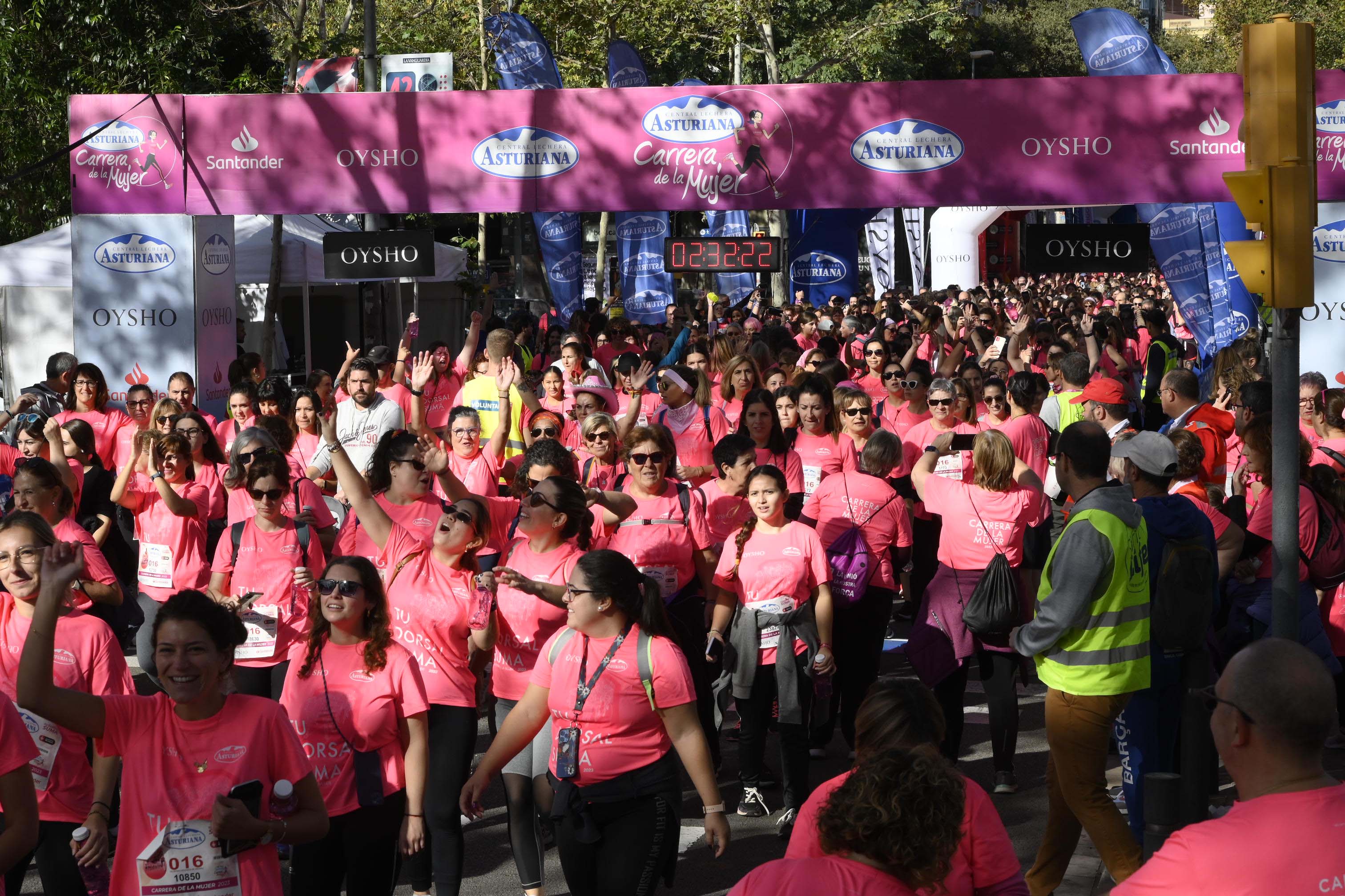 Las mejores fotos de la Carrera de la Mujer de Barcelona 2023. 7494