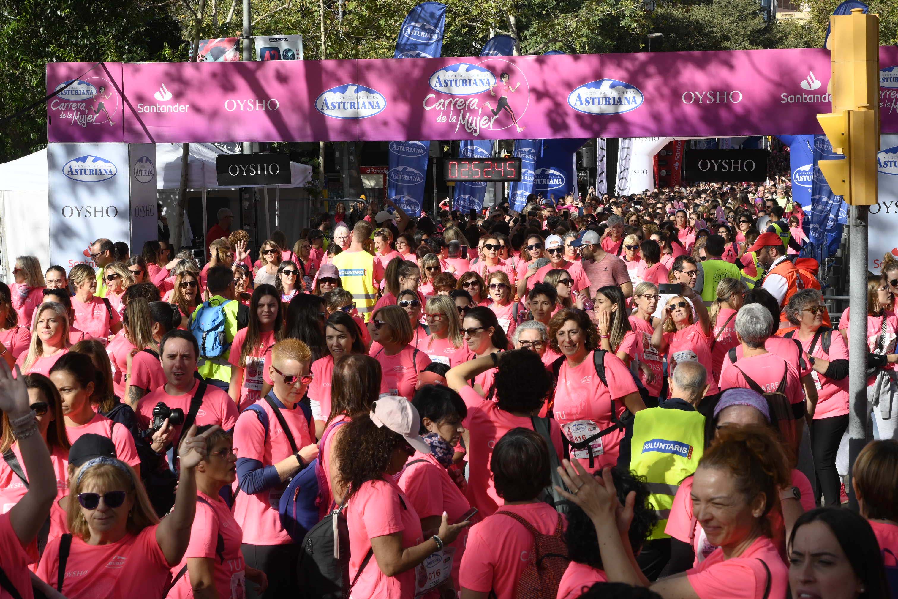 Las mejores fotos de la Carrera de la Mujer de Barcelona 2023. 8084