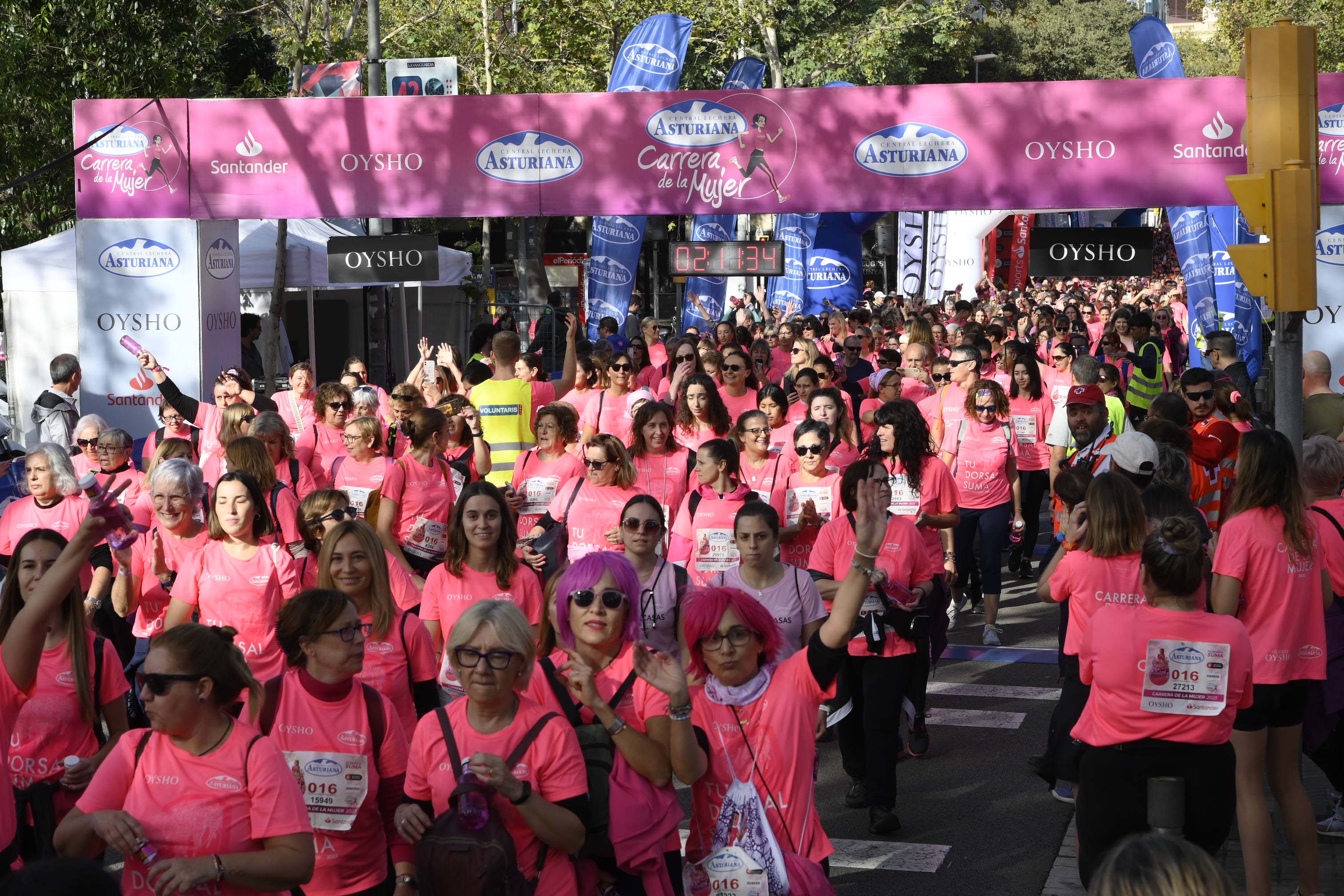 Las mejores fotos de la Carrera de la Mujer de Barcelona 2023. 6900