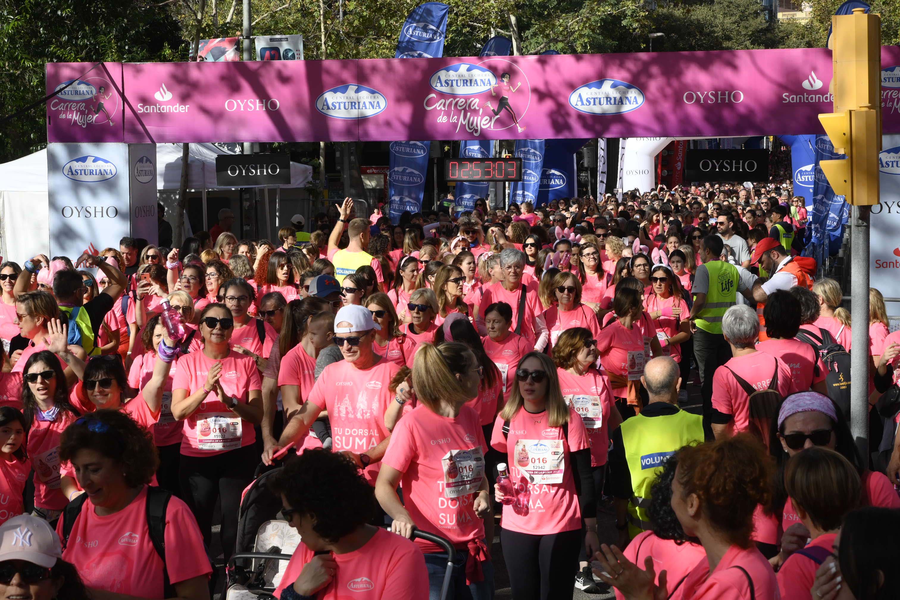 Las mejores fotos de la Carrera de la Mujer de Barcelona 2023. 8093
