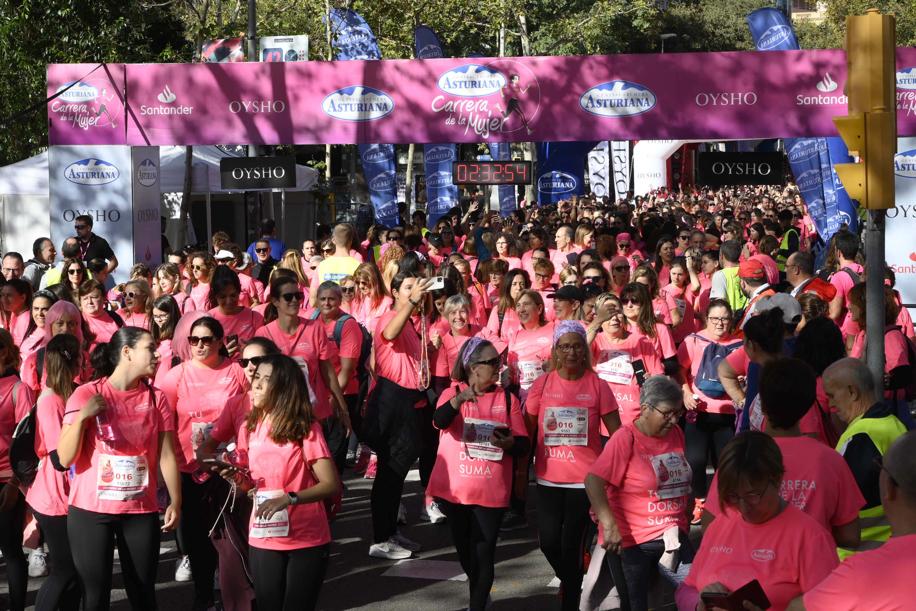 Las mejores fotos de la Carrera de la Mujer de Barcelona 2023. 7510