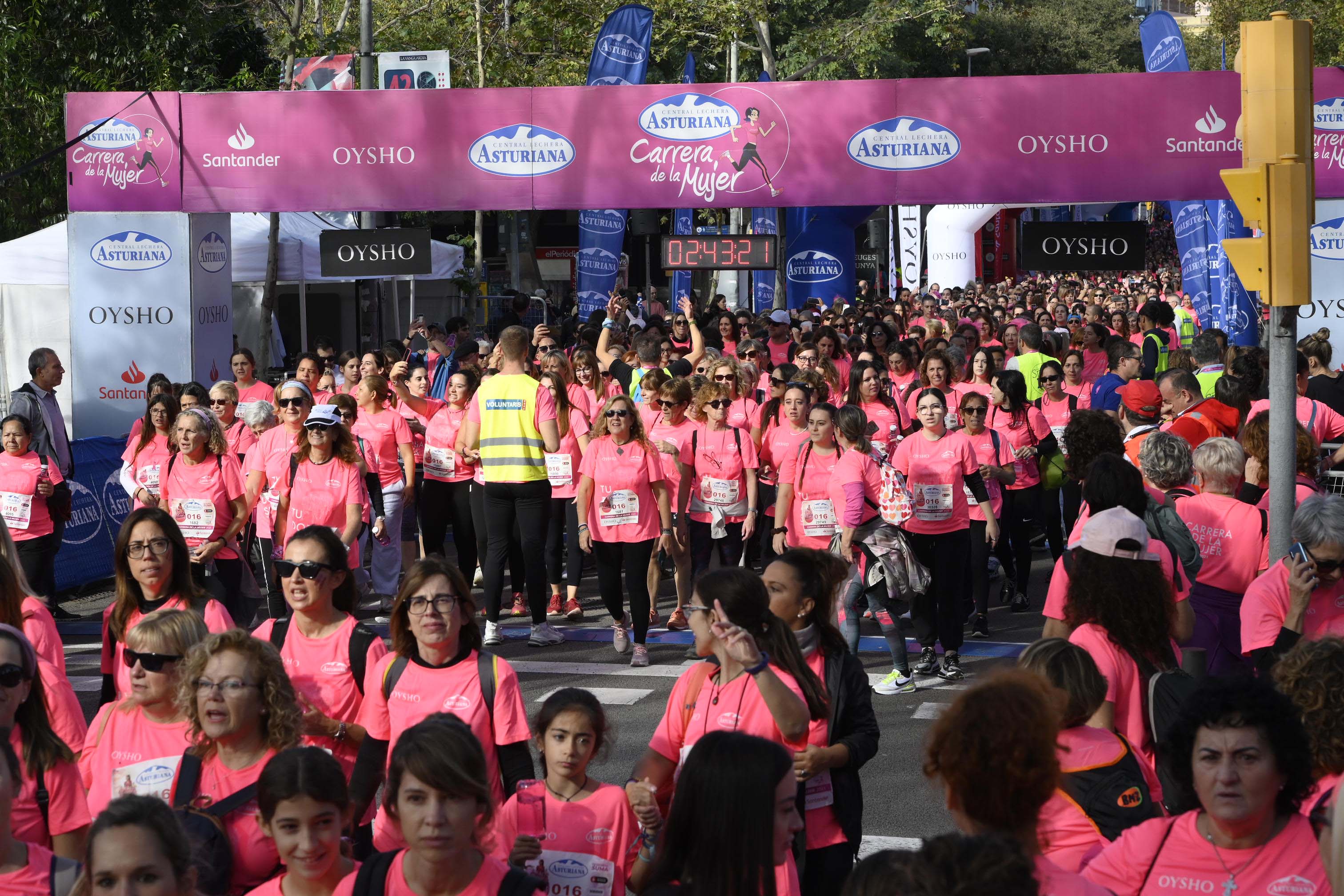 Las mejores fotos de la Carrera de la Mujer de Barcelona 2023. 7802