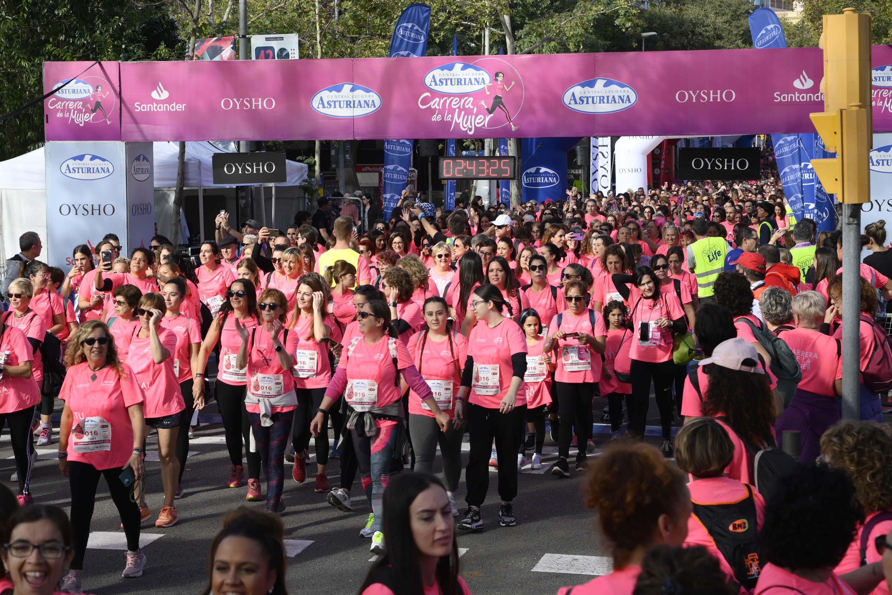Las mejores fotos de la Carrera de la Mujer de Barcelona 2023. 7804