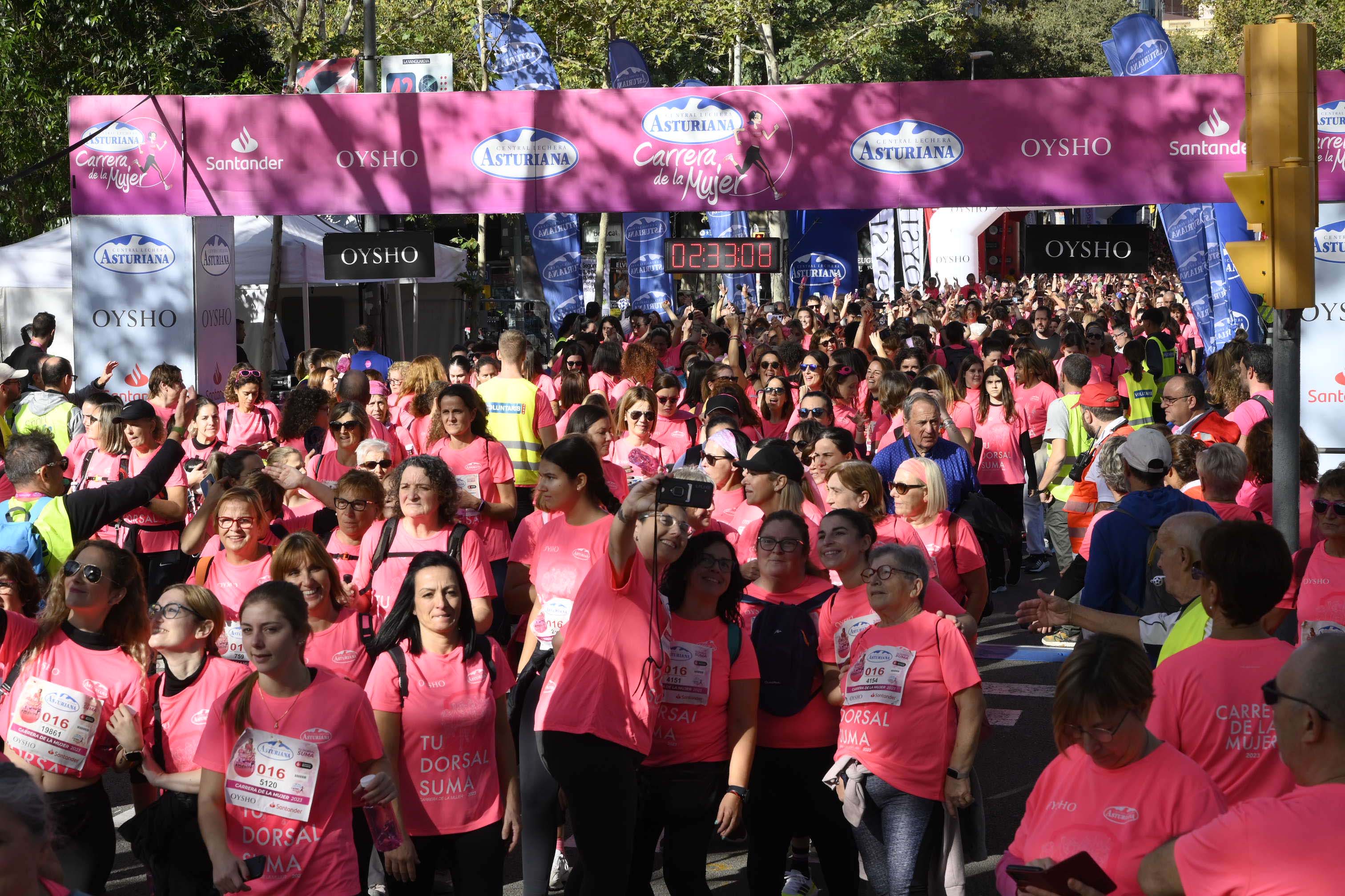 Las mejores fotos de la Carrera de la Mujer de Barcelona 2023. 7517