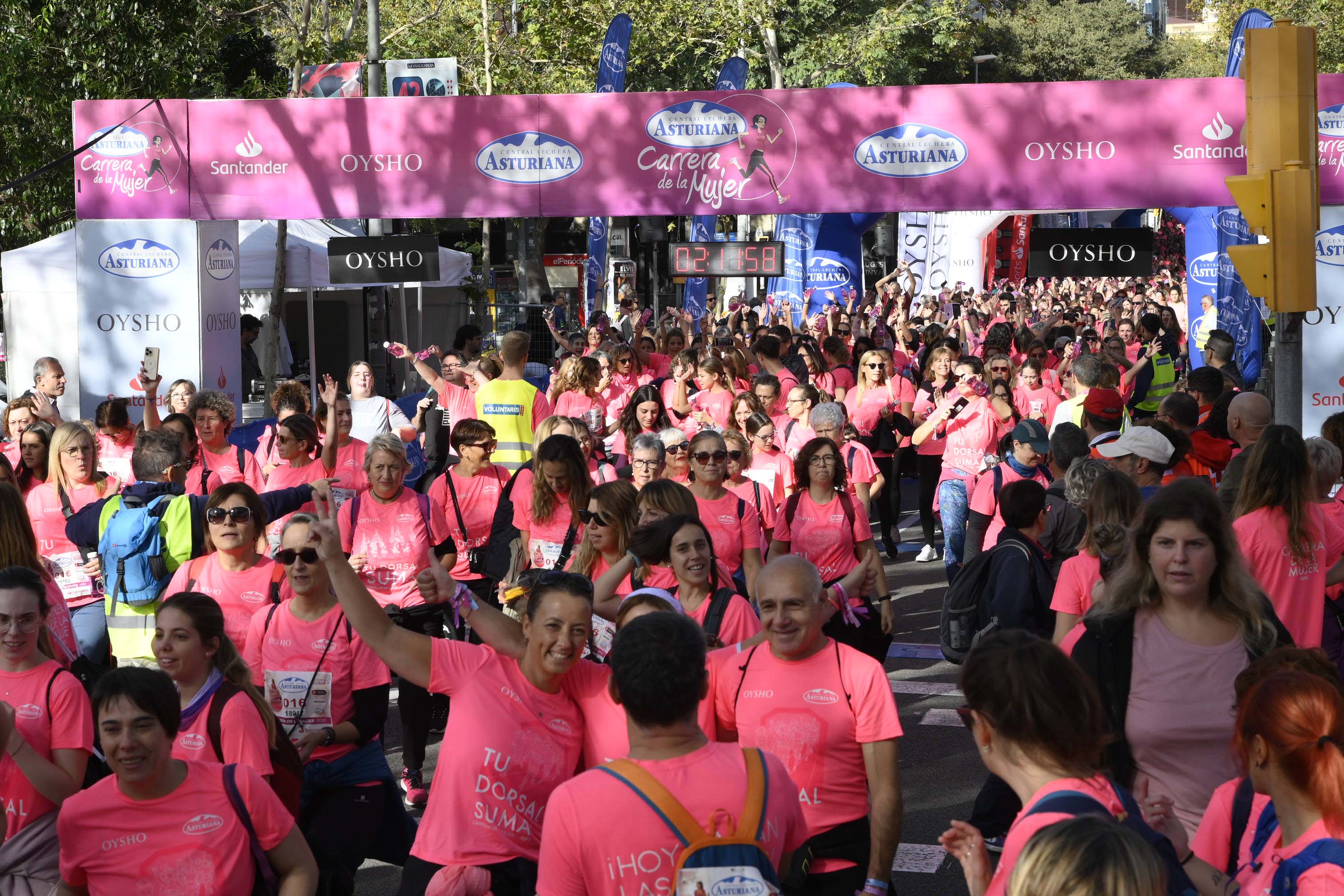 Las mejores fotos de la Carrera de la Mujer de Barcelona 2023. 6912
