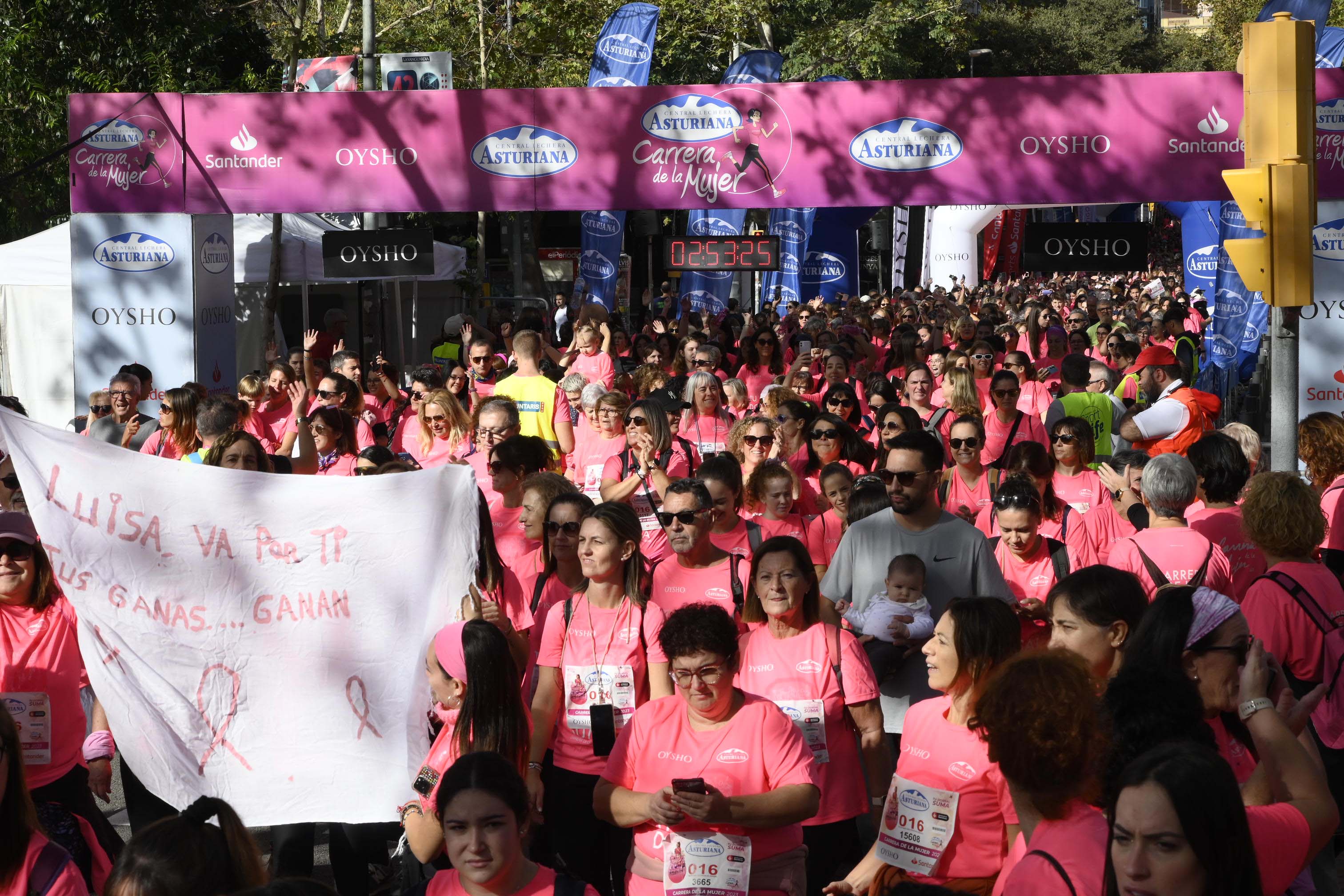 Las mejores fotos de la Carrera de la Mujer de Barcelona 2023. 8104