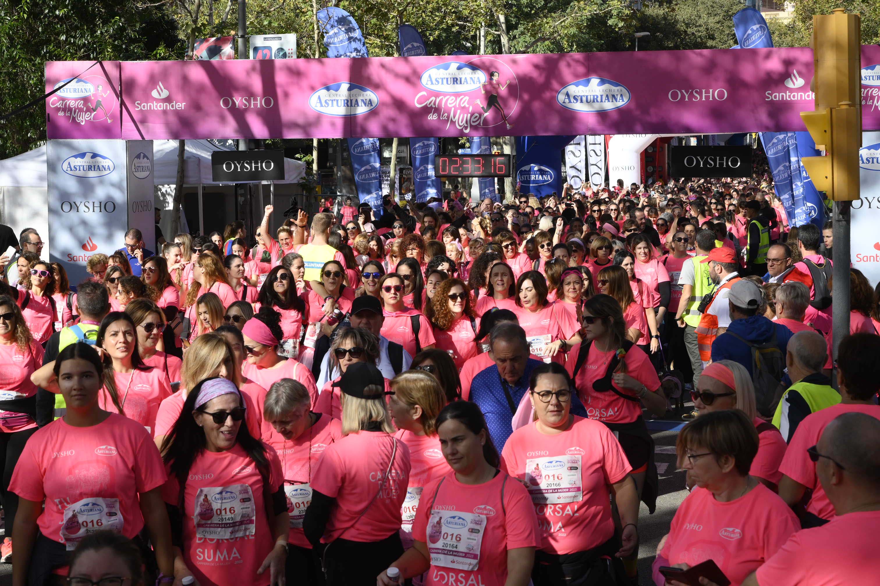Las mejores fotos de la Carrera de la Mujer de Barcelona 2023. 7521