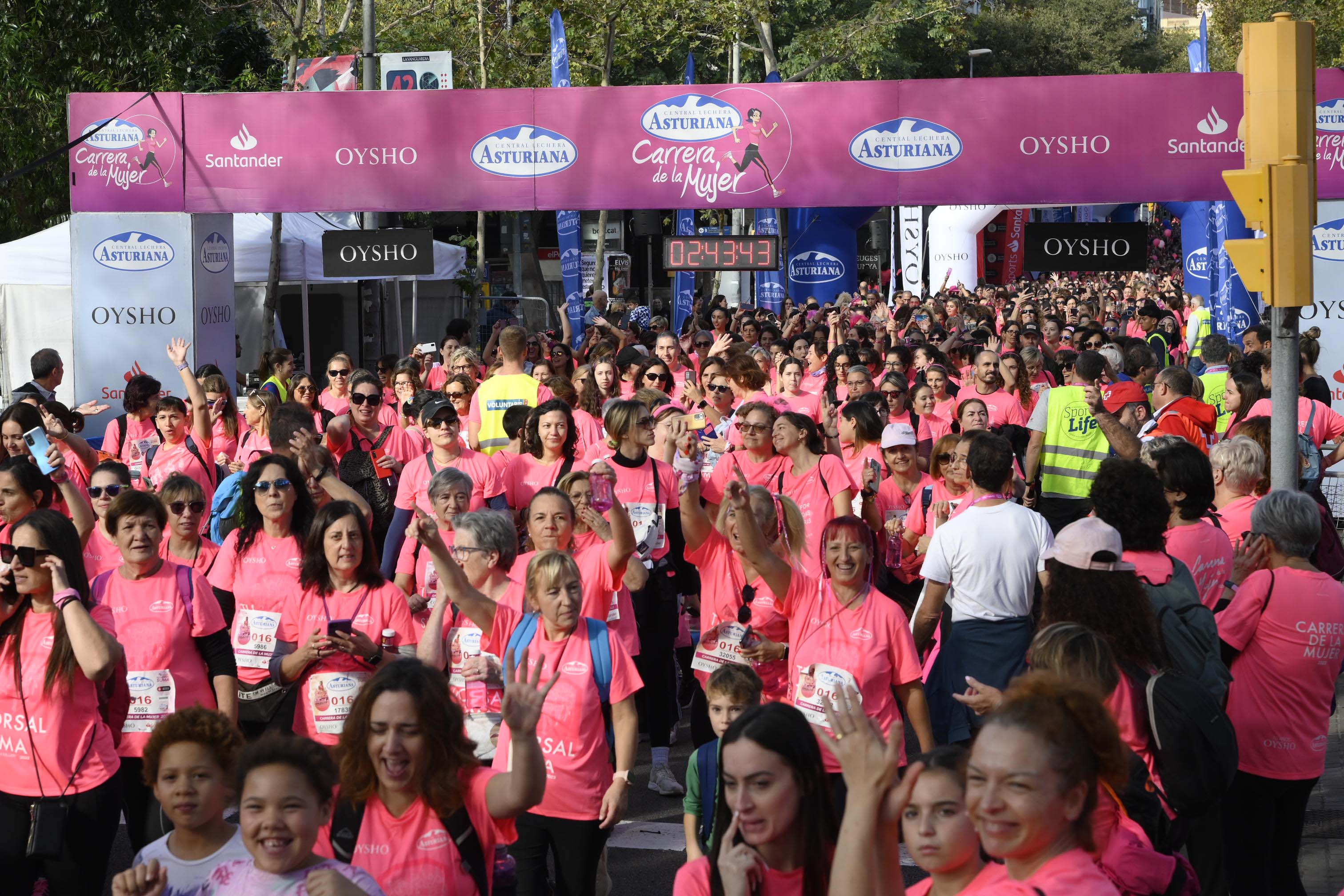 Las mejores fotos de la Carrera de la Mujer de Barcelona 2023. 7813