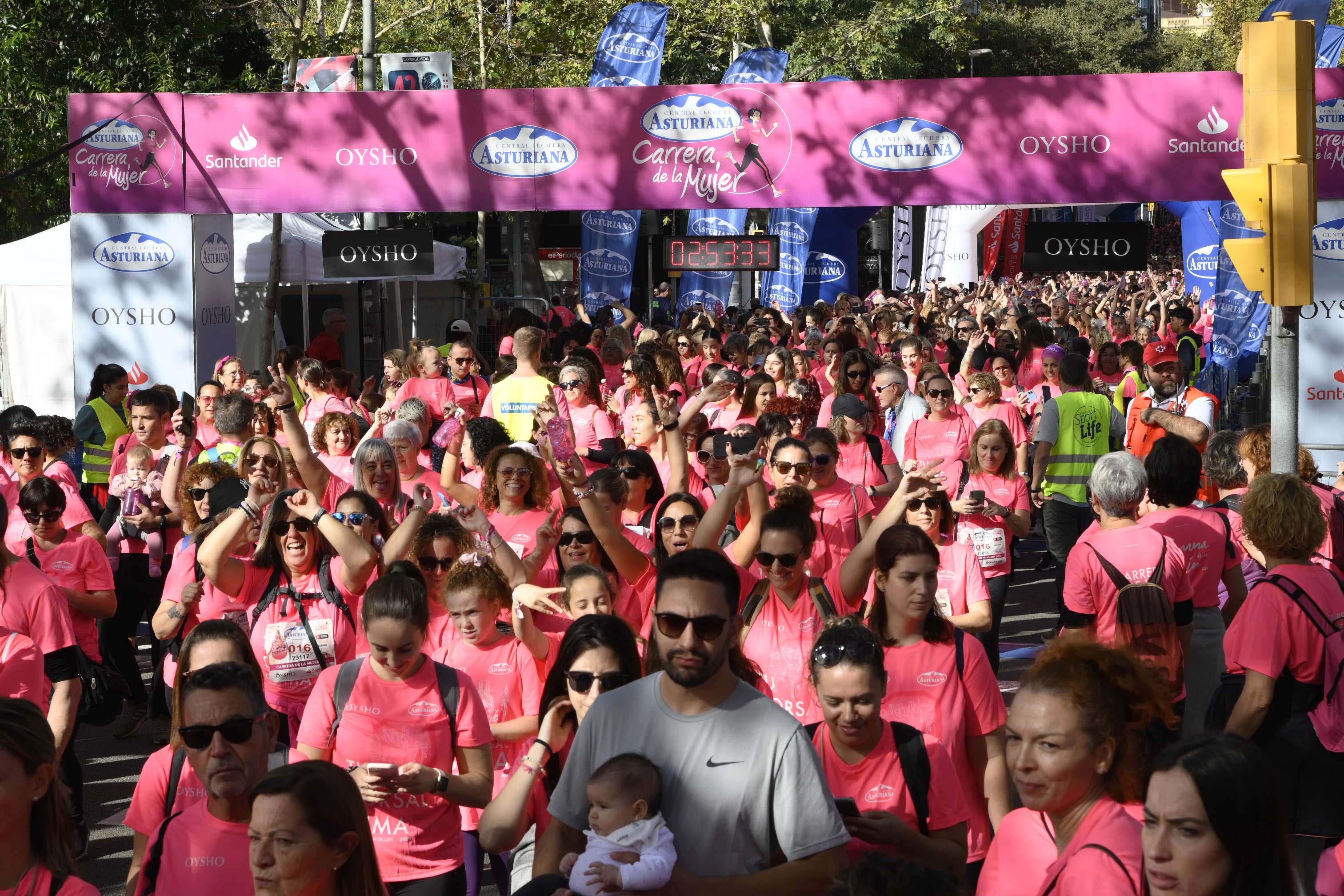 Las mejores fotos de la Carrera de la Mujer de Barcelona 2023. 8108