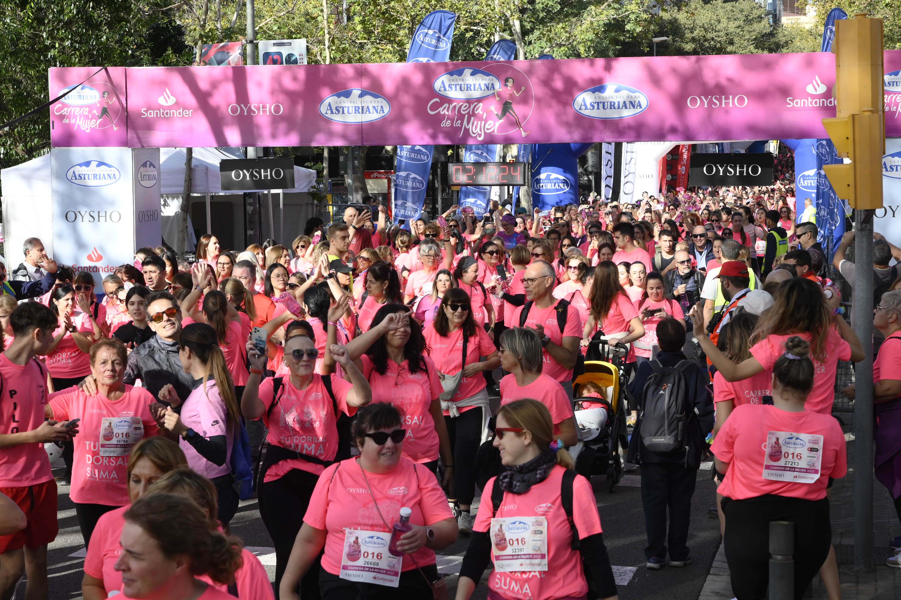 Las mejores fotos de la Carrera de la Mujer de Barcelona 2023. 6925