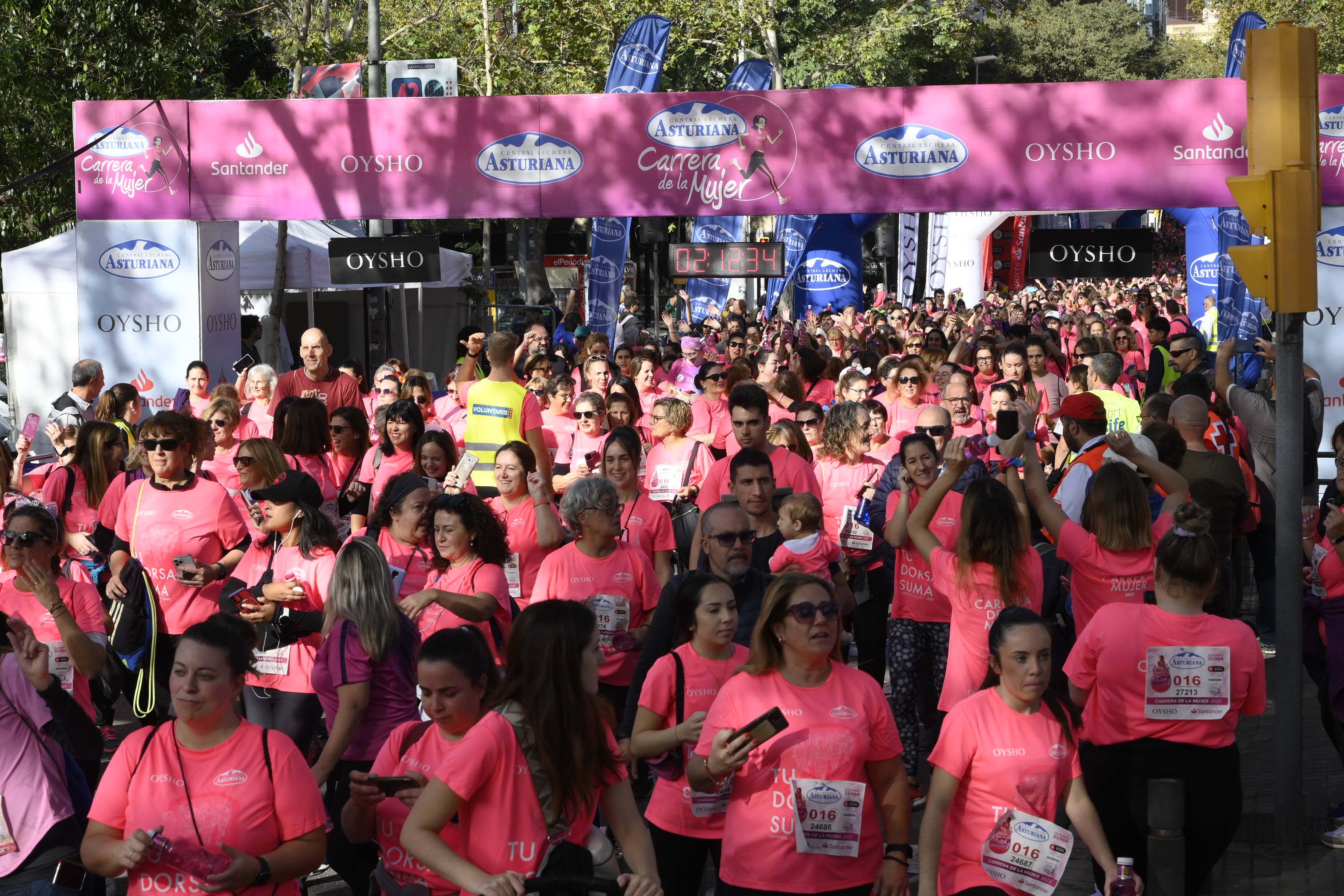 Las mejores fotos de la Carrera de la Mujer de Barcelona 2023. 6930