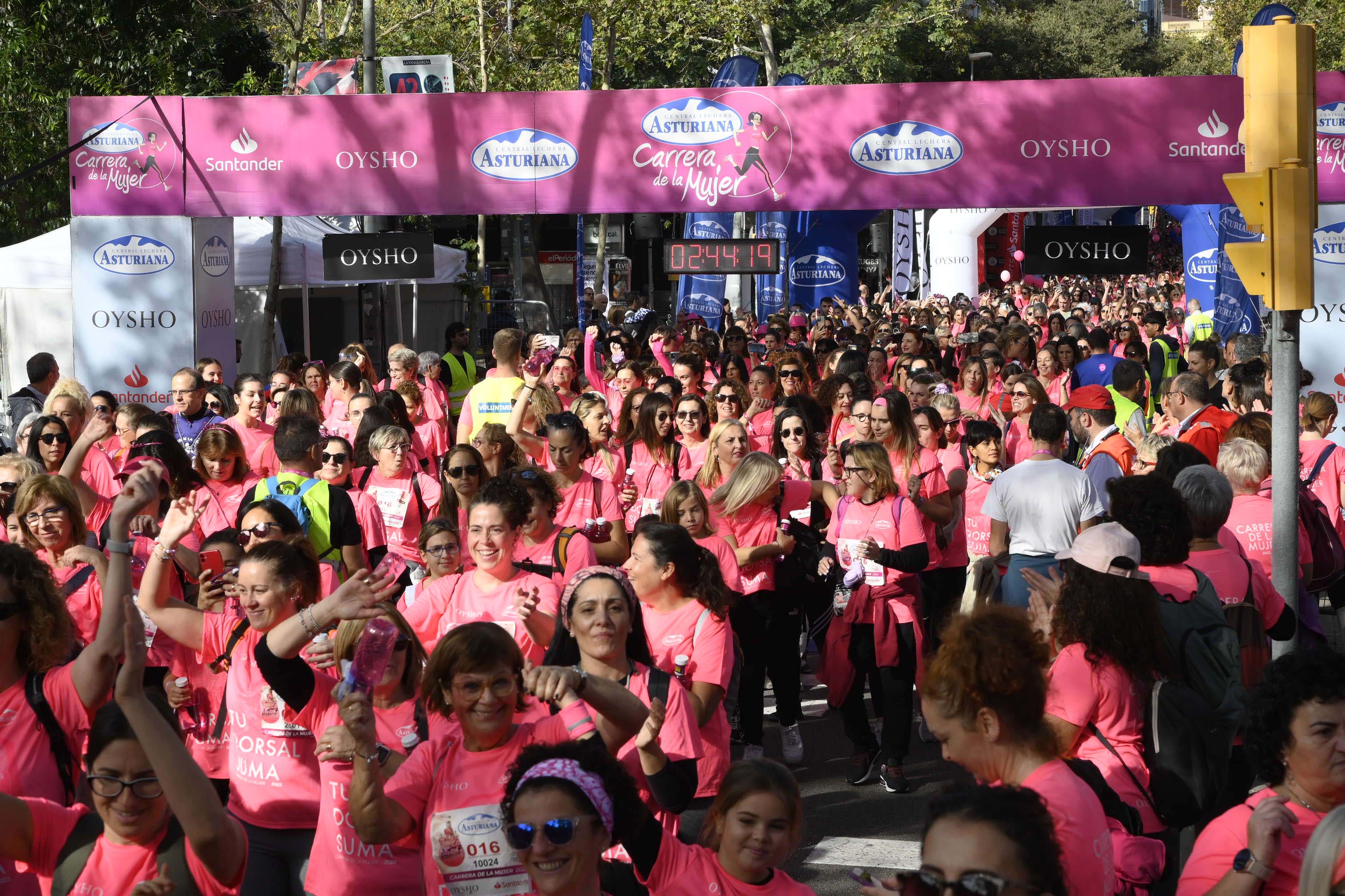 Las mejores fotos de la Carrera de la Mujer de Barcelona 2023. 7831