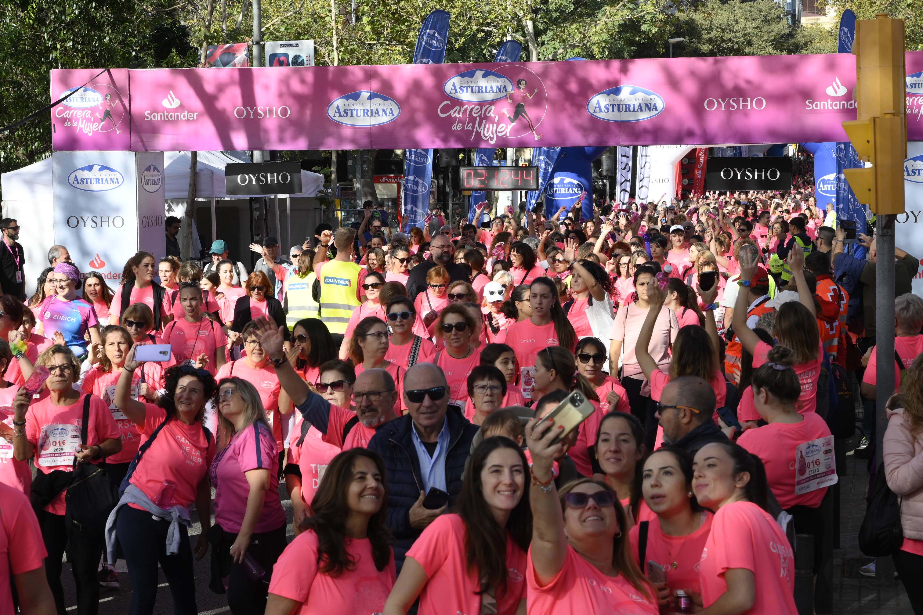 Las mejores fotos de la Carrera de la Mujer de Barcelona 2023. 6935