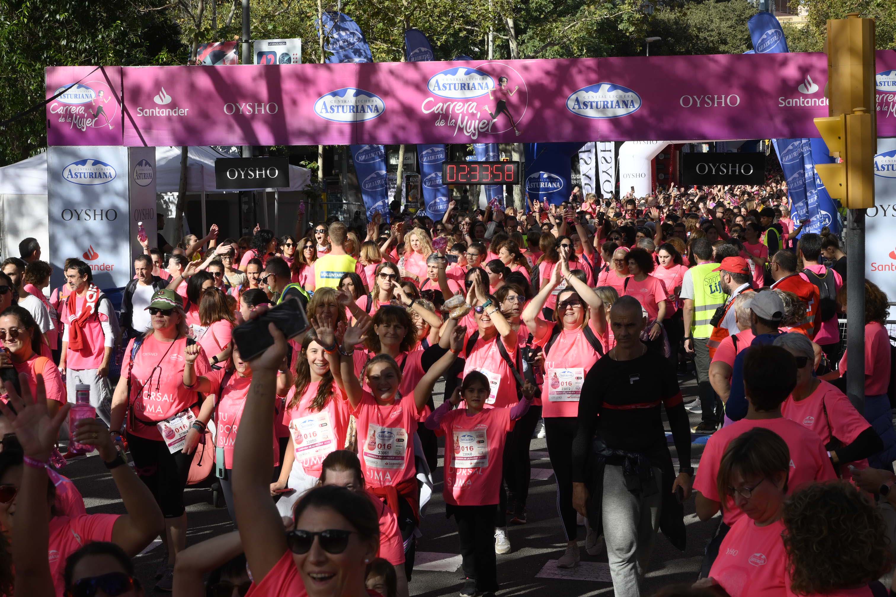 Las mejores fotos de la Carrera de la Mujer de Barcelona 2023. 7542