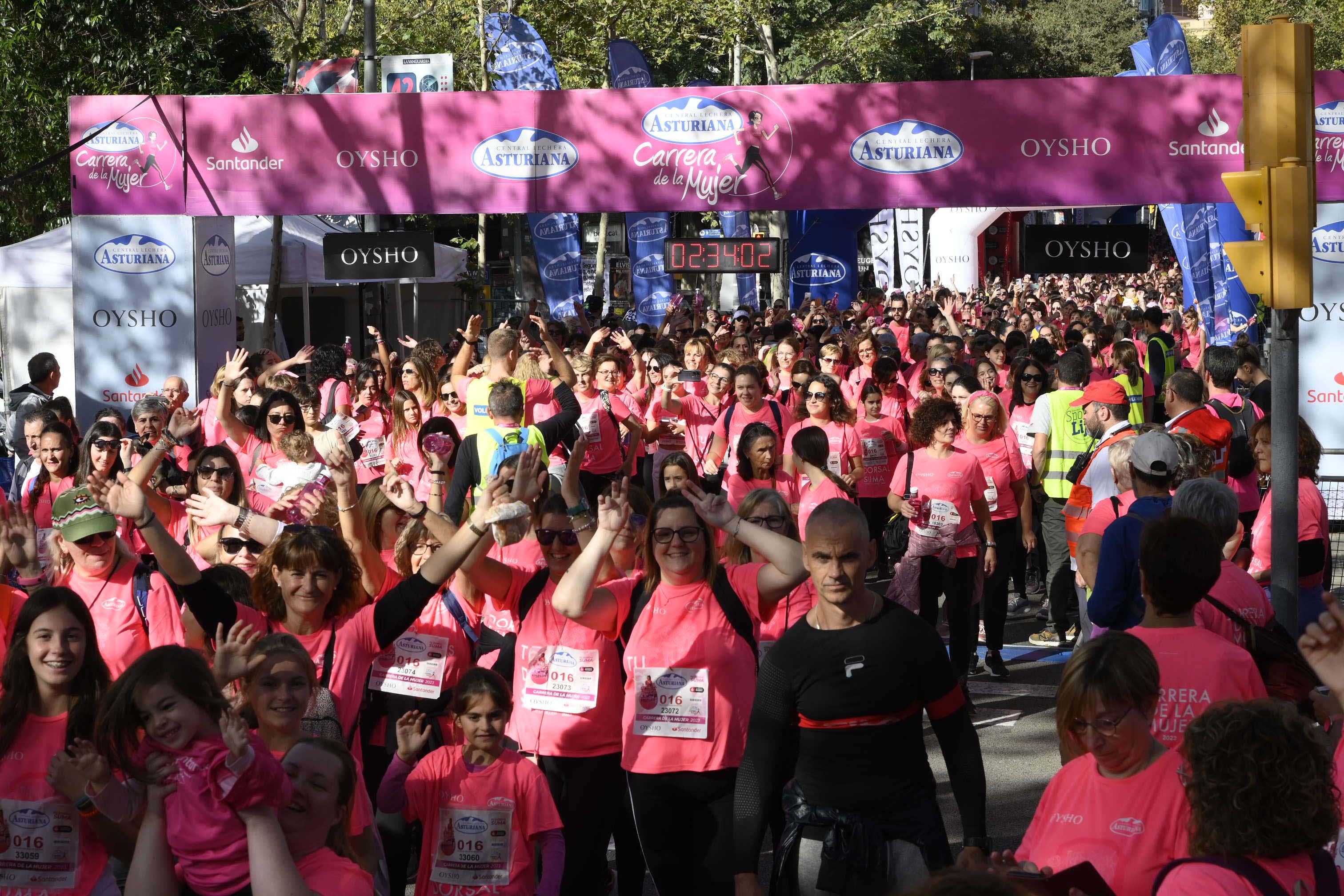Las mejores fotos de la Carrera de la Mujer de Barcelona 2023. 7544