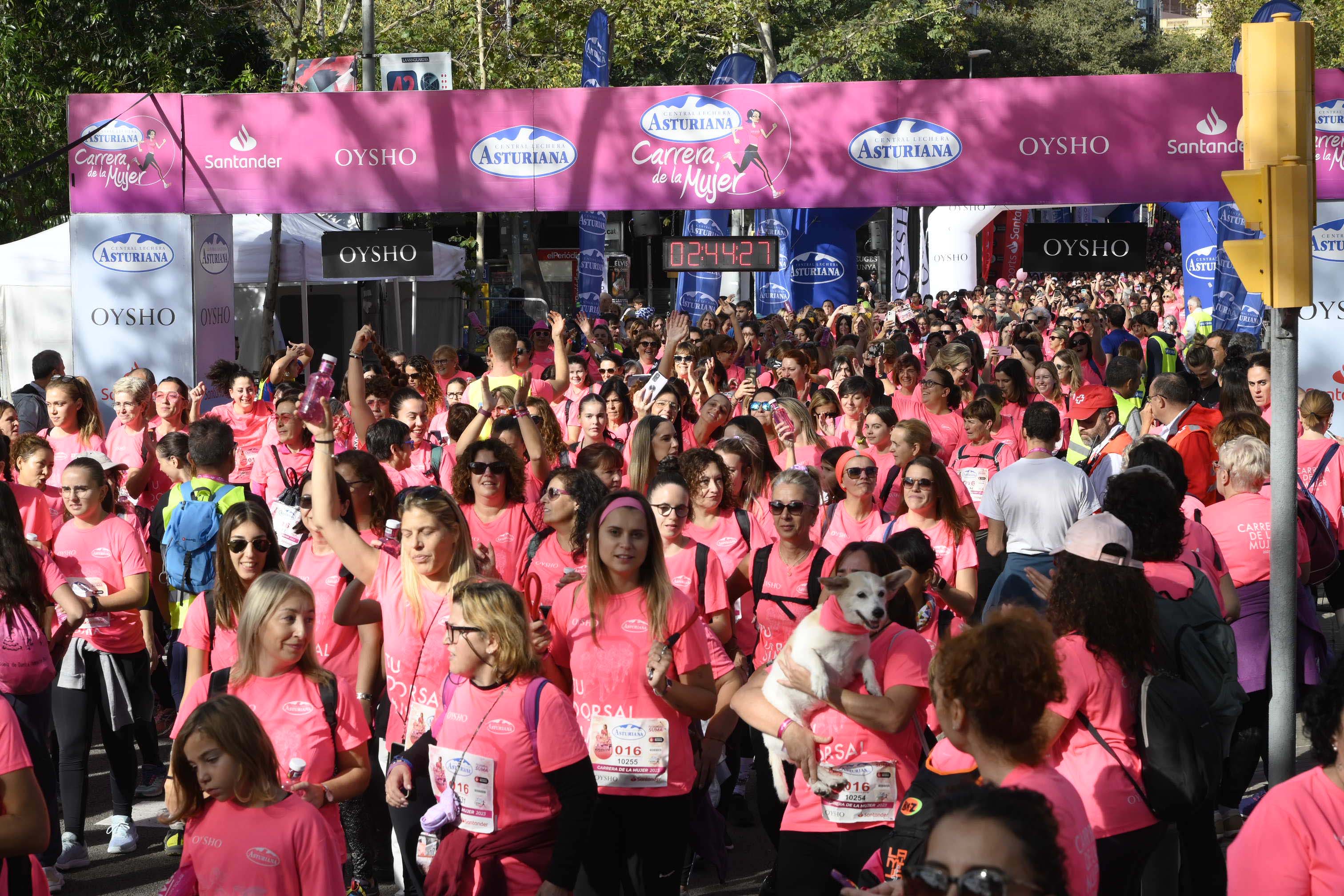 Las mejores fotos de la Carrera de la Mujer de Barcelona 2023. 7835