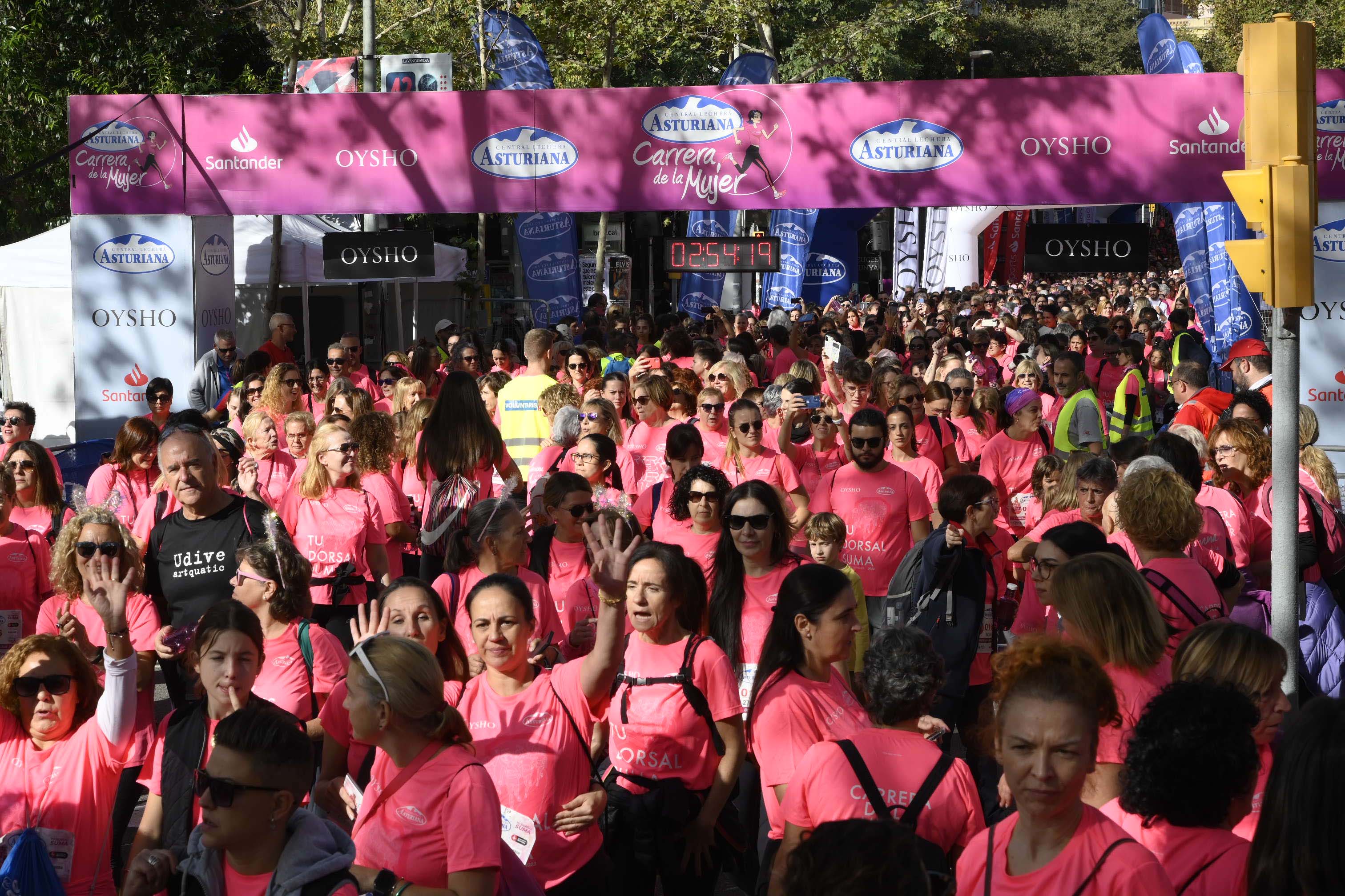 Las mejores fotos de la Carrera de la Mujer de Barcelona 2023. 8131