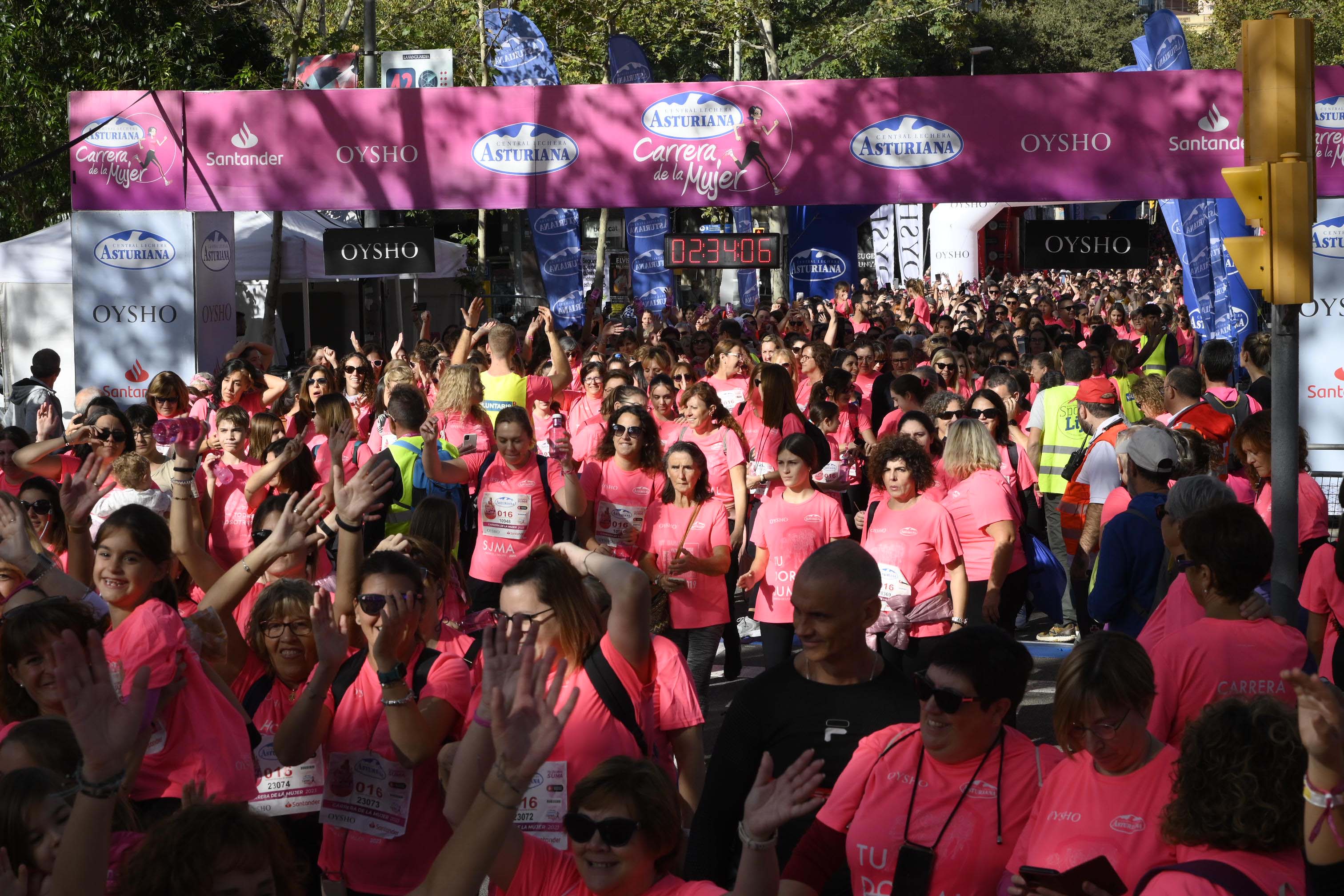 Las mejores fotos de la Carrera de la Mujer de Barcelona 2023. 7546