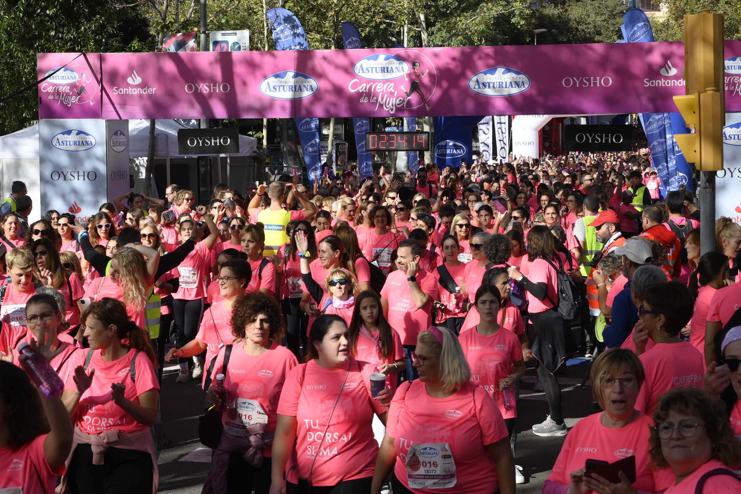 Las mejores fotos de la Carrera de la Mujer de Barcelona 2023. 7550