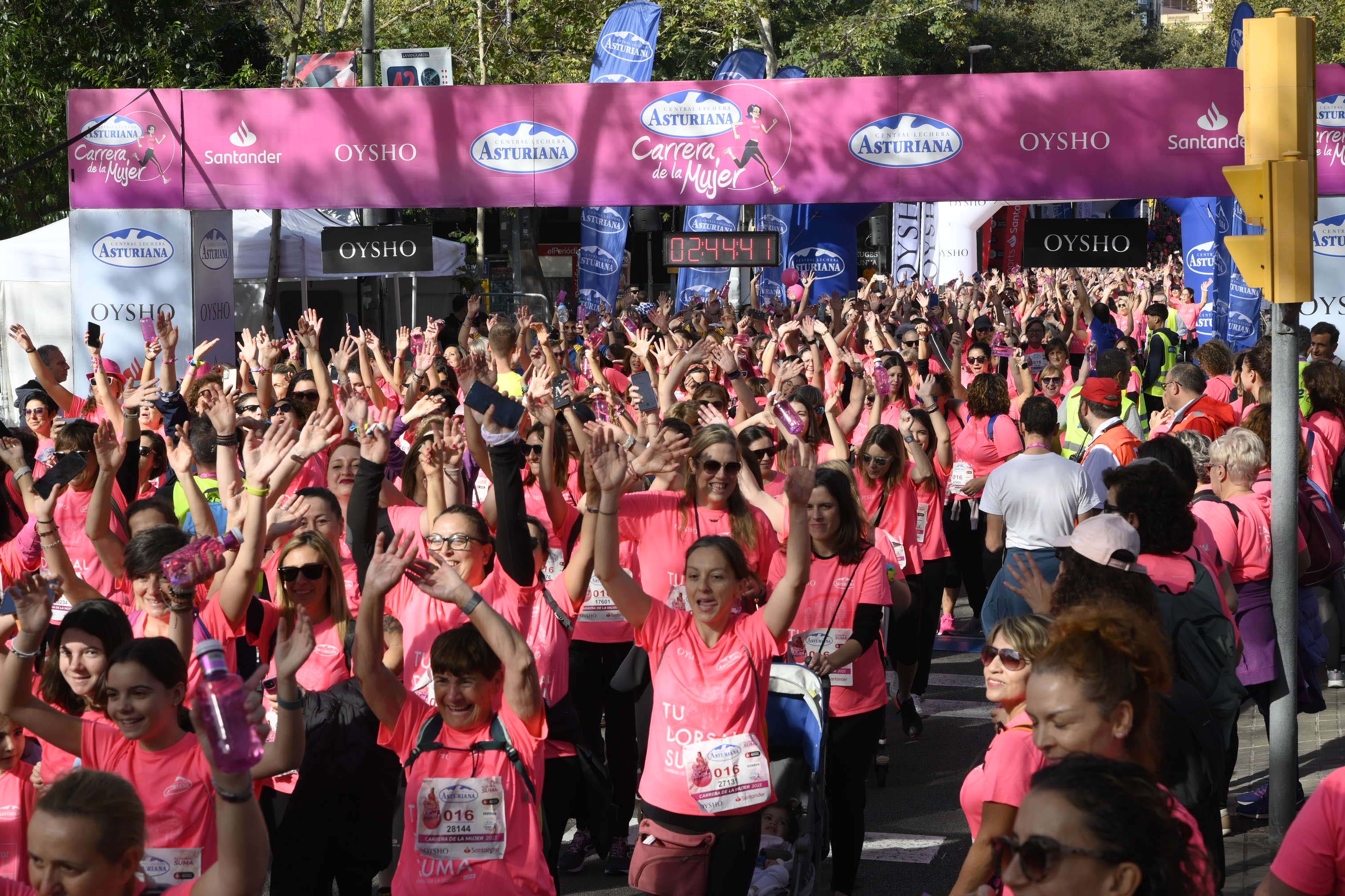 Las mejores fotos de la Carrera de la Mujer de Barcelona 2023. 7842