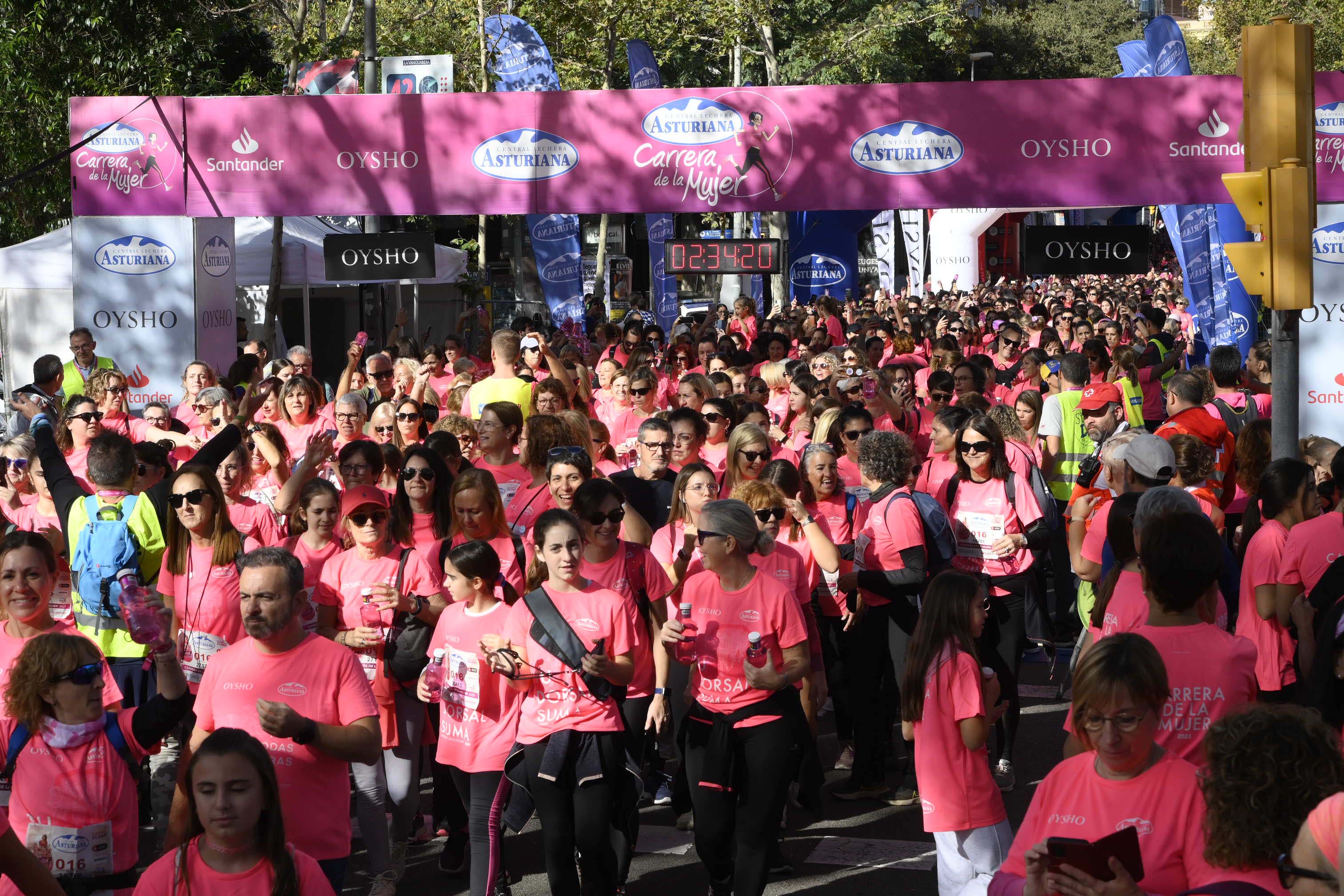Las mejores fotos de la Carrera de la Mujer de Barcelona 2023. 7553