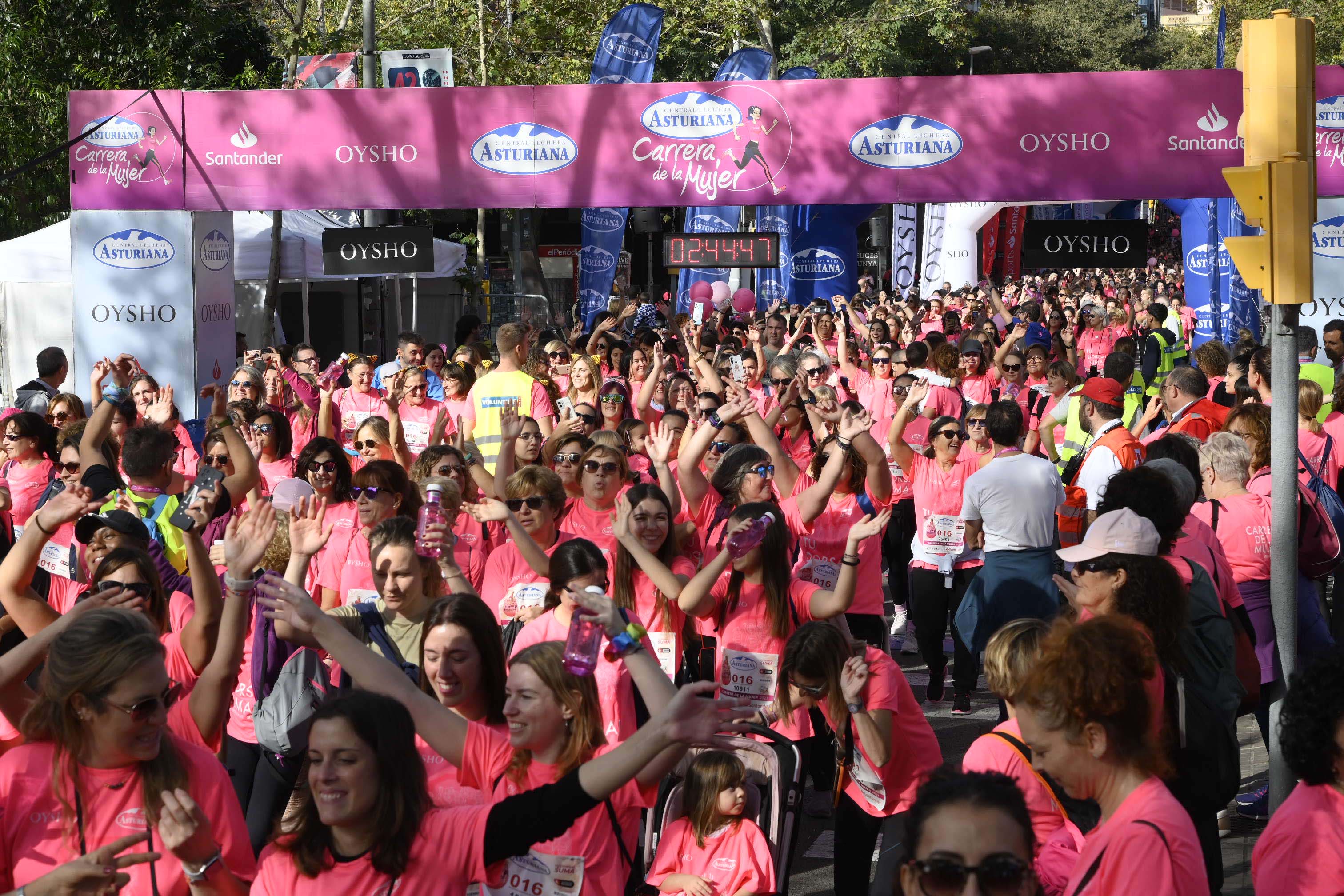 Las mejores fotos de la Carrera de la Mujer de Barcelona 2023. 7845