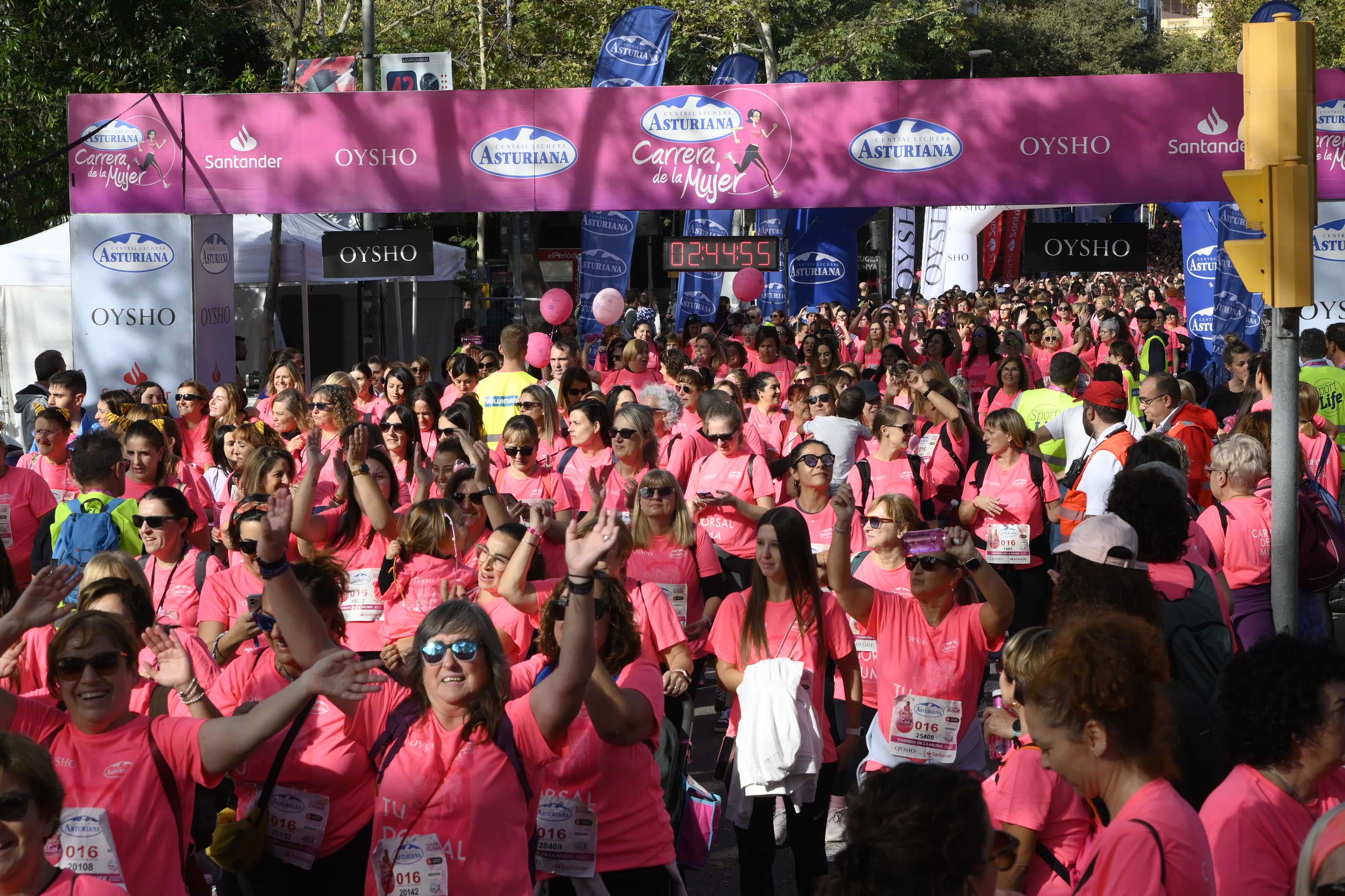 Las mejores fotos de la Carrera de la Mujer de Barcelona 2023. 7849