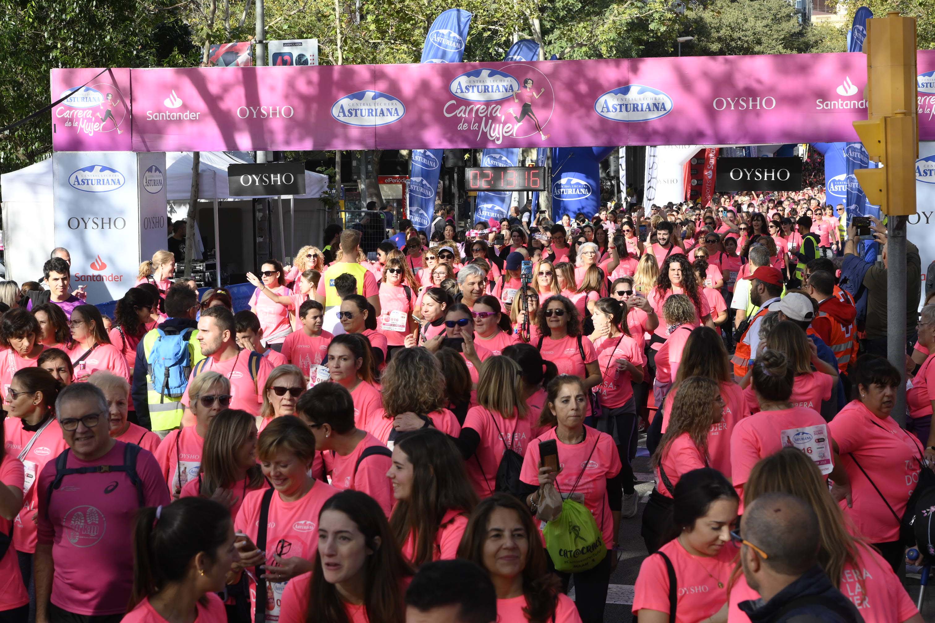 Las mejores fotos de la Carrera de la Mujer de Barcelona 2023. 6951