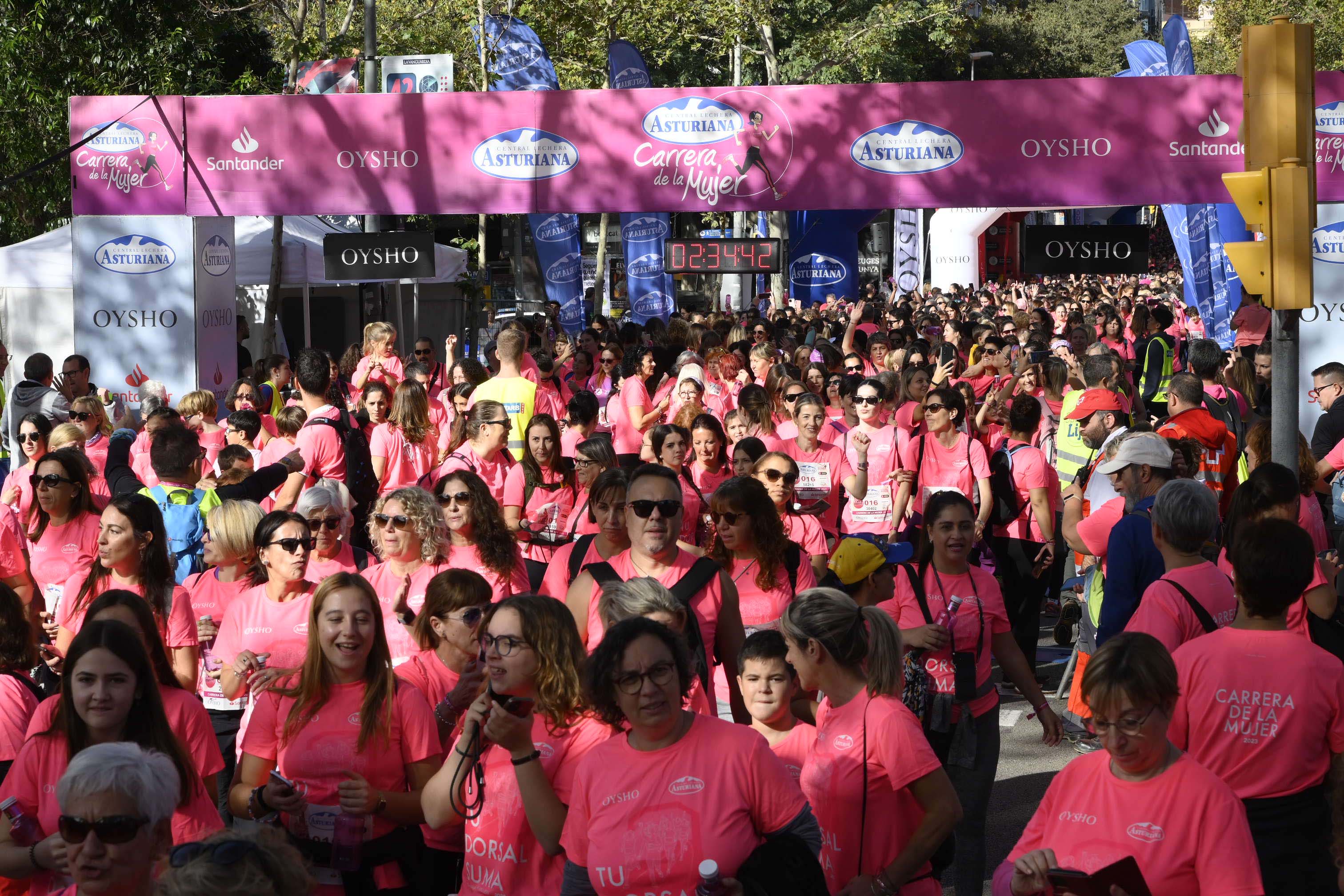 Las mejores fotos de la Carrera de la Mujer de Barcelona 2023. 7564