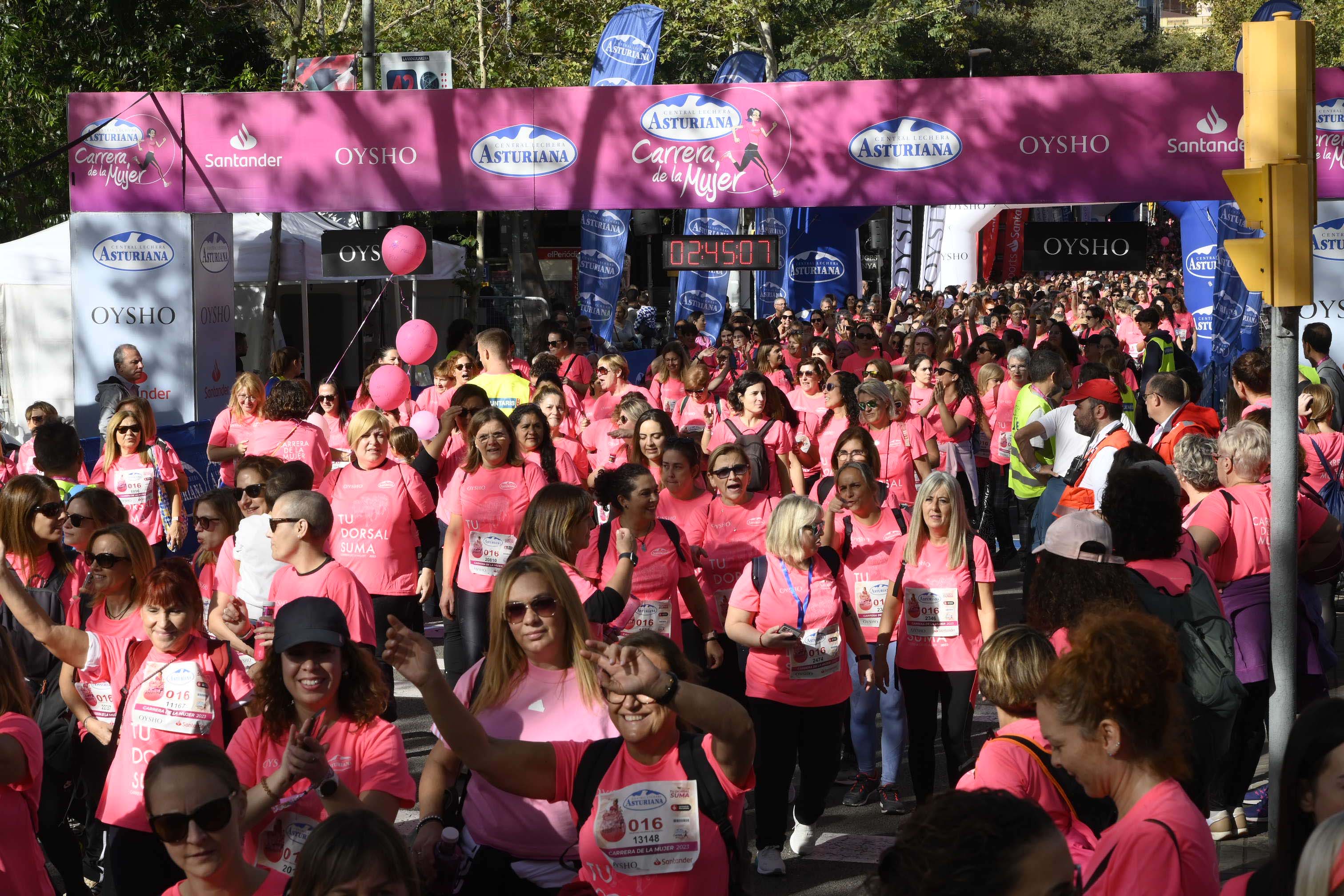 Las mejores fotos de la Carrera de la Mujer de Barcelona 2023. 7855