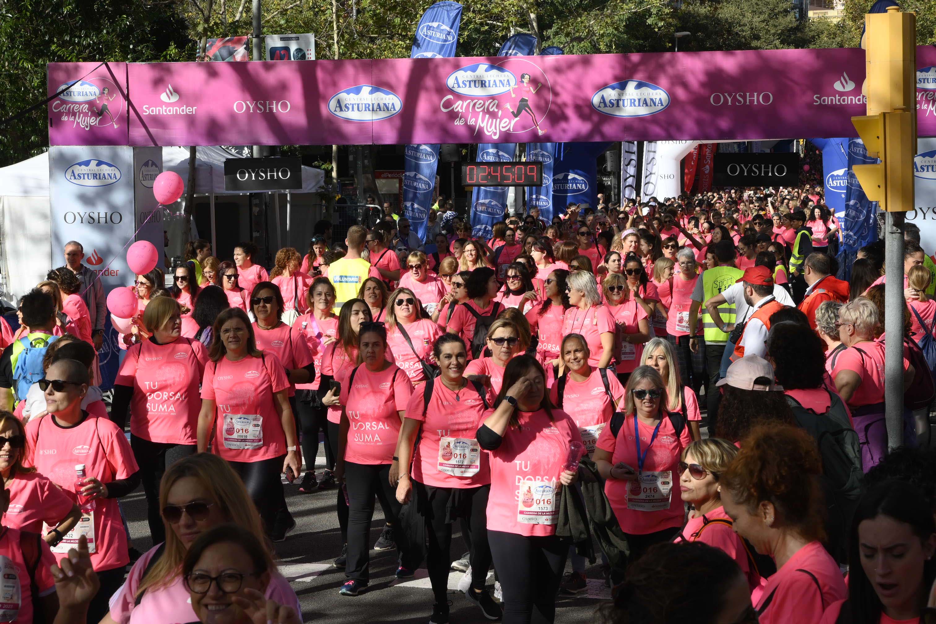 Las mejores fotos de la Carrera de la Mujer de Barcelona 2023. 7856