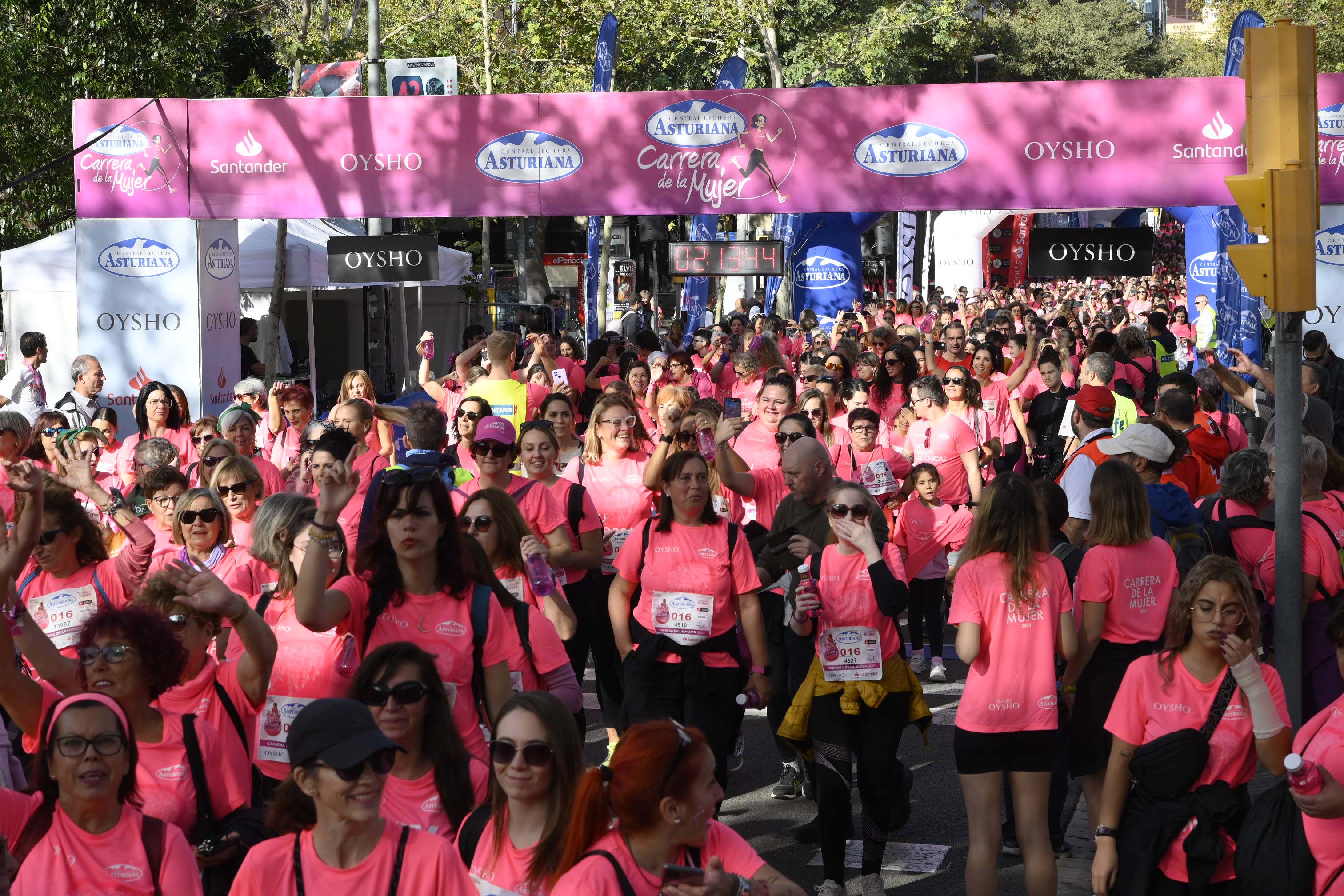 Las mejores fotos de la Carrera de la Mujer de Barcelona 2023. 6956