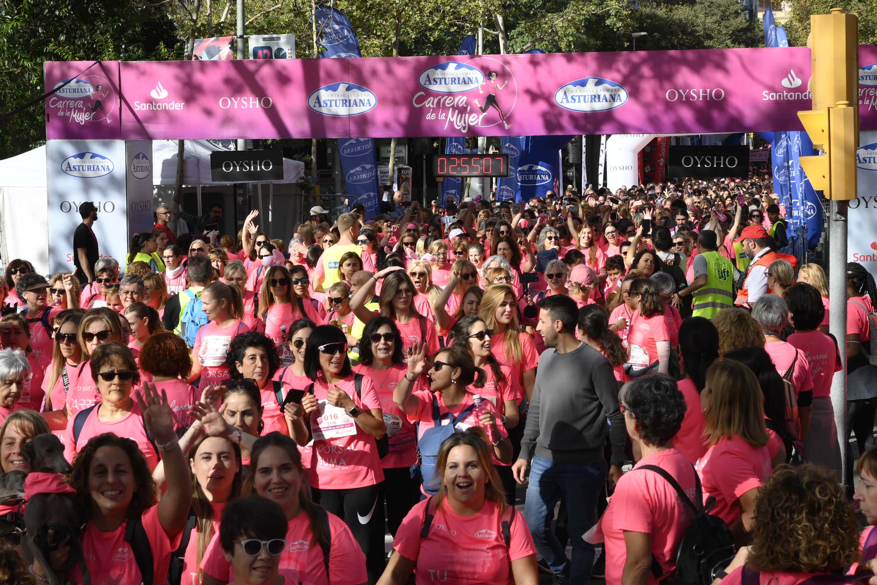 Las mejores fotos de la Carrera de la Mujer de Barcelona 2023. 8155