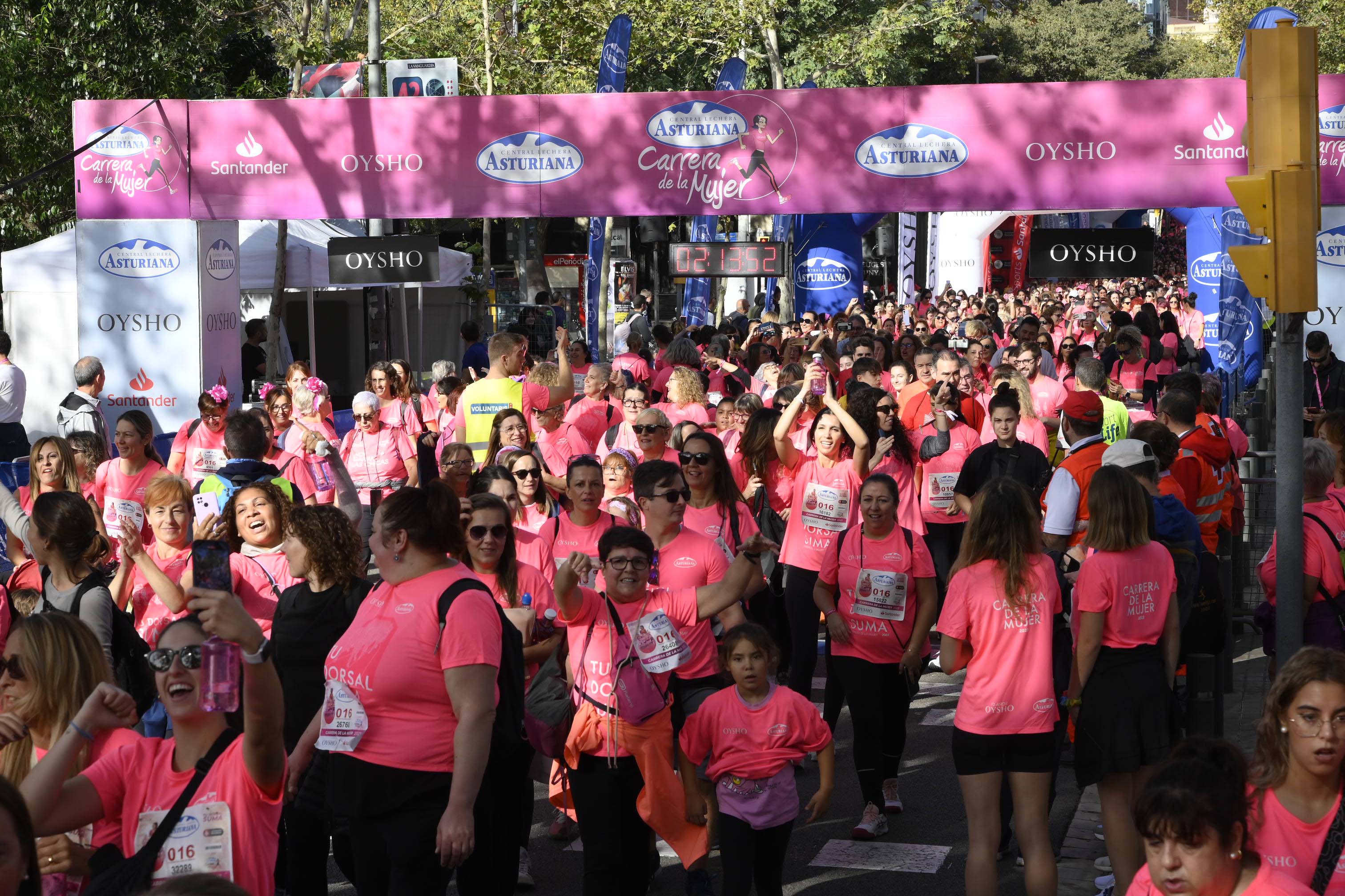 Las mejores fotos de la Carrera de la Mujer de Barcelona 2023. 6960