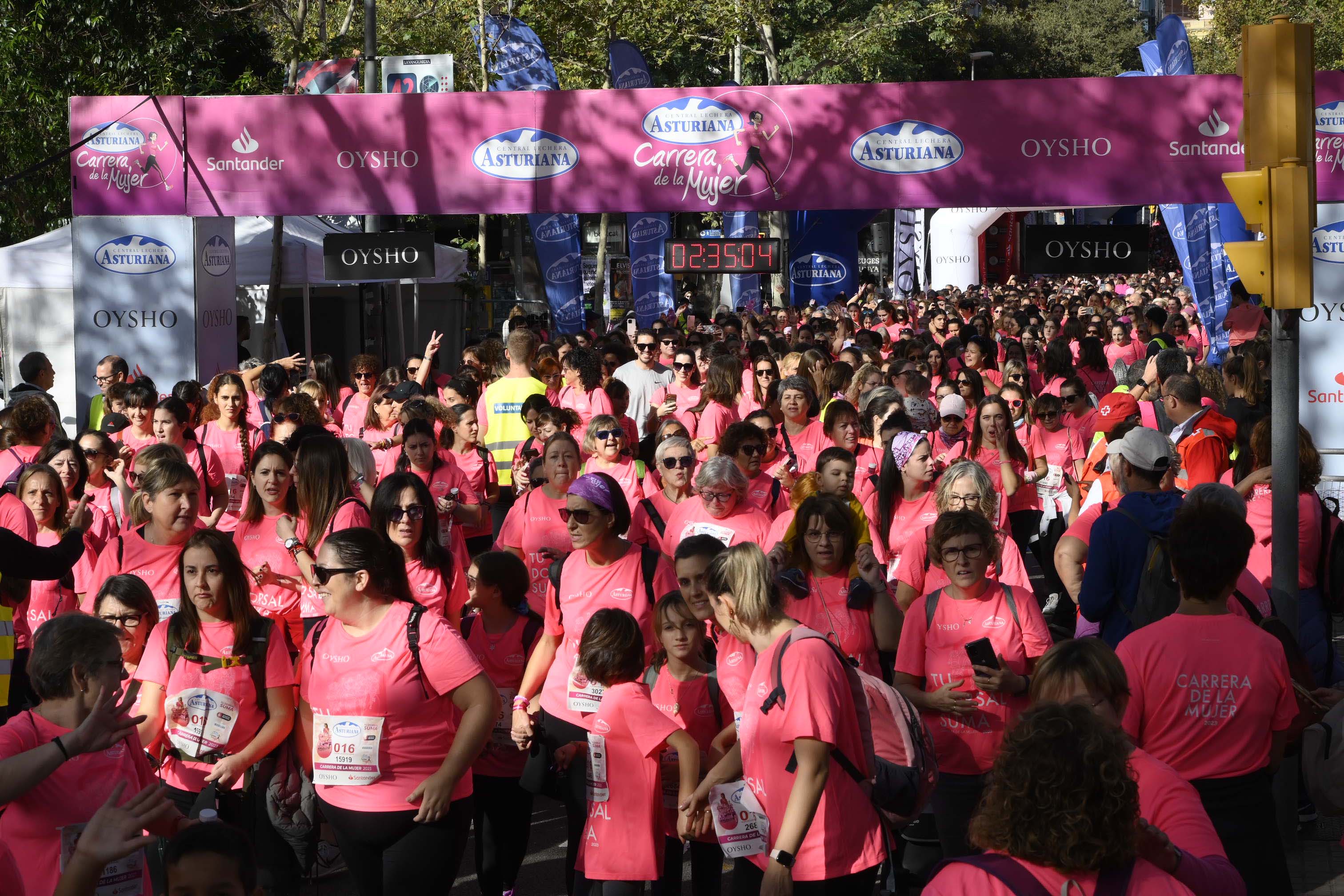 Las mejores fotos de la Carrera de la Mujer de Barcelona 2023. 7575