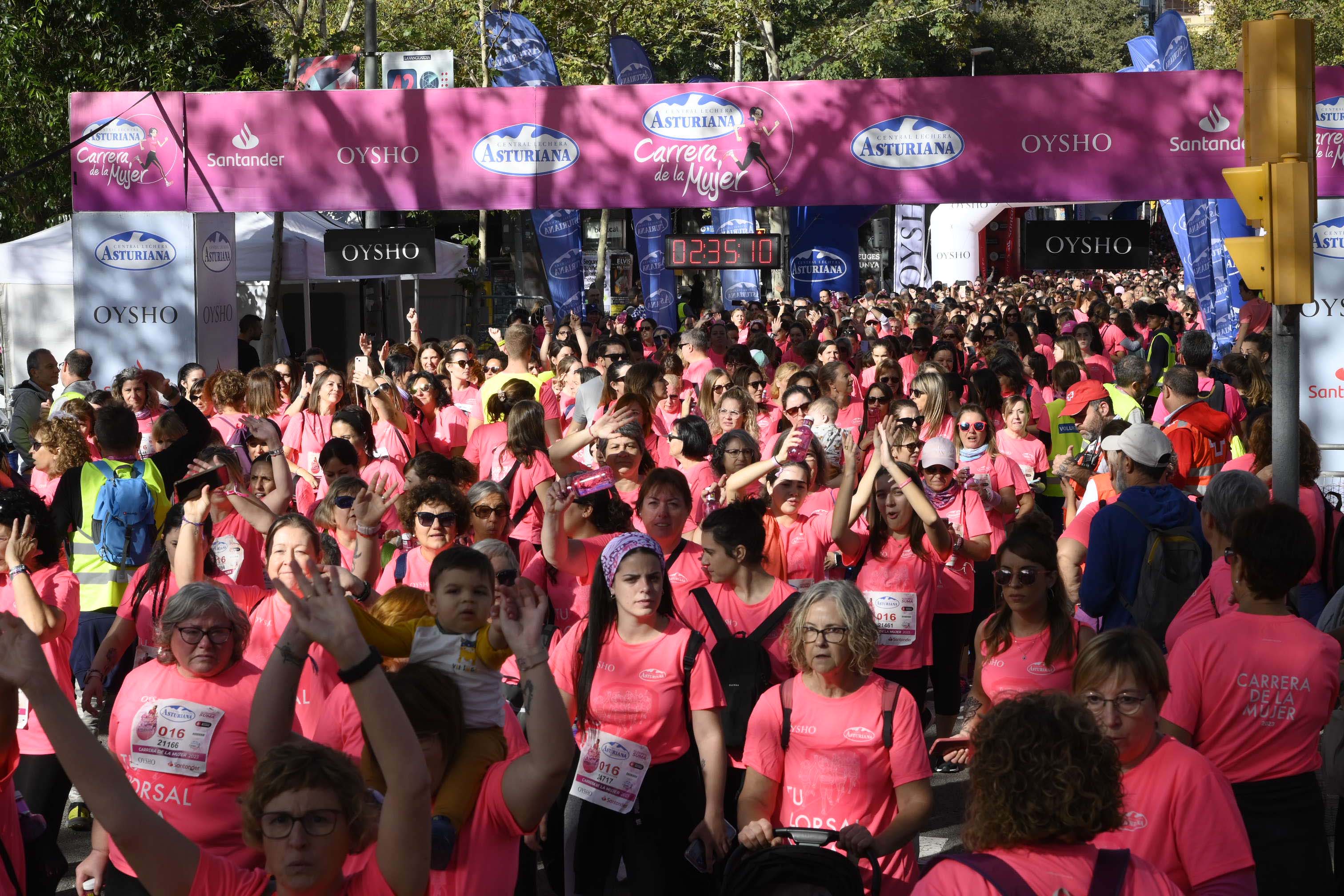 Las mejores fotos de la Carrera de la Mujer de Barcelona 2023. 7578