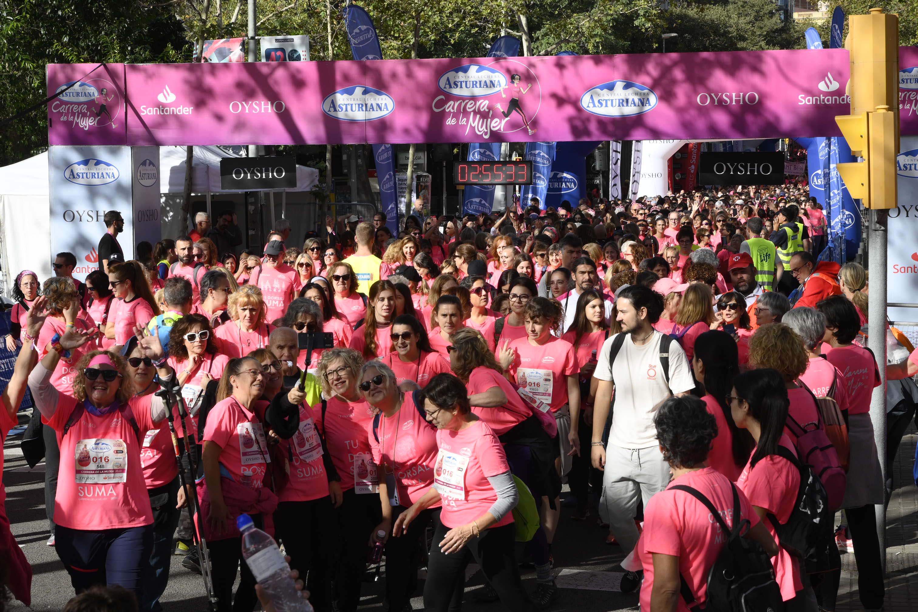 Las mejores fotos de la Carrera de la Mujer de Barcelona 2023. 8168