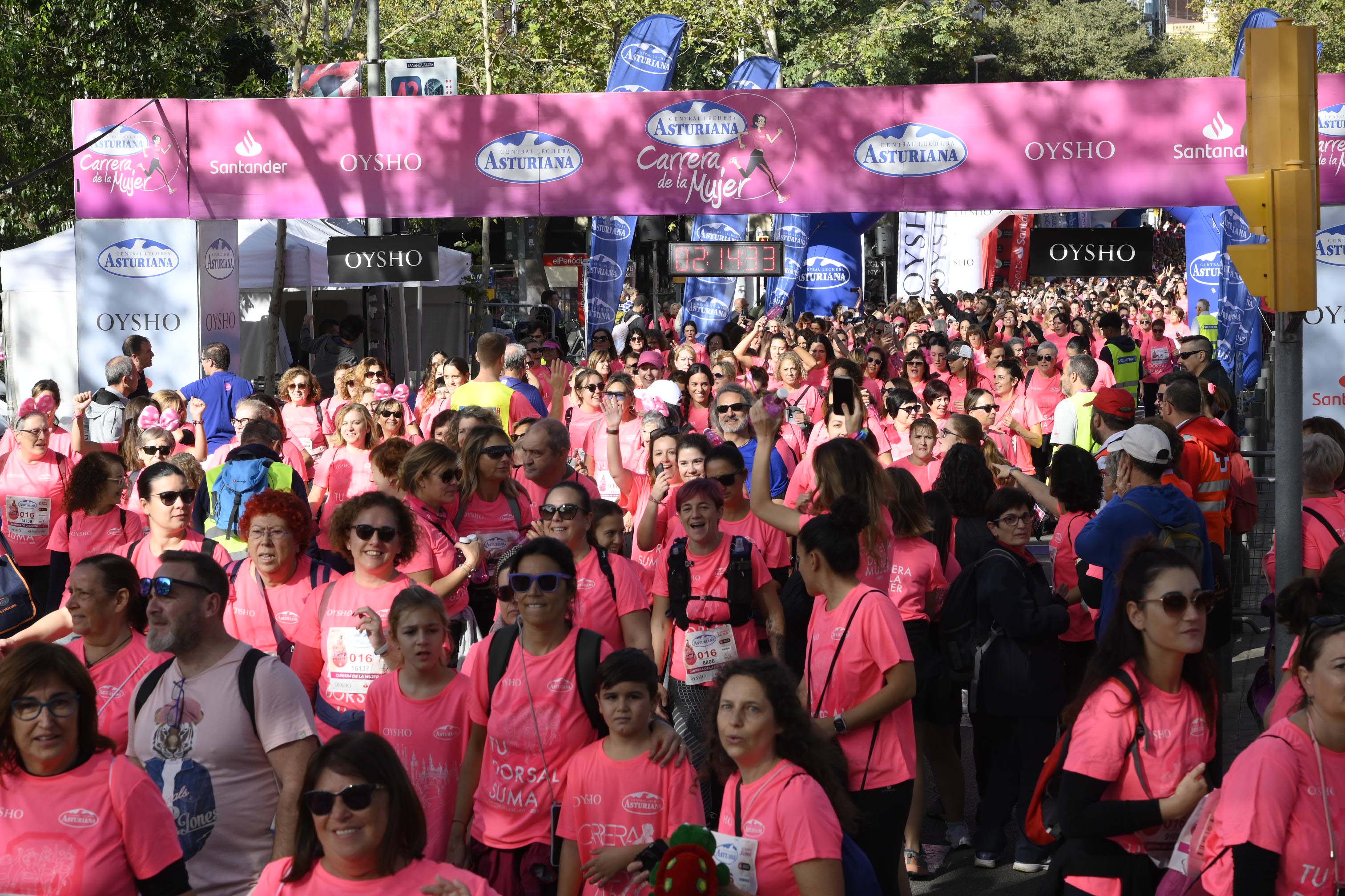 Las mejores fotos de la Carrera de la Mujer de Barcelona 2023. 6976
