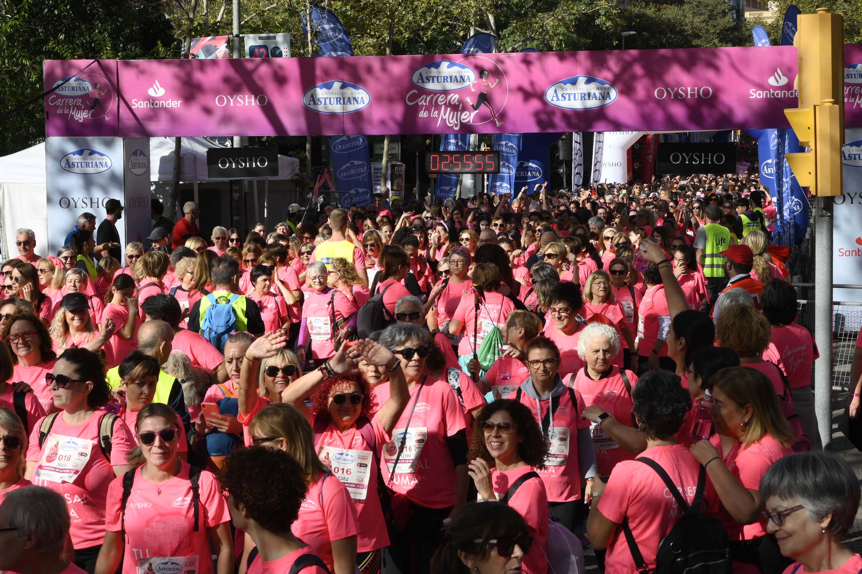 Las mejores fotos de la Carrera de la Mujer de Barcelona 2023. 8179