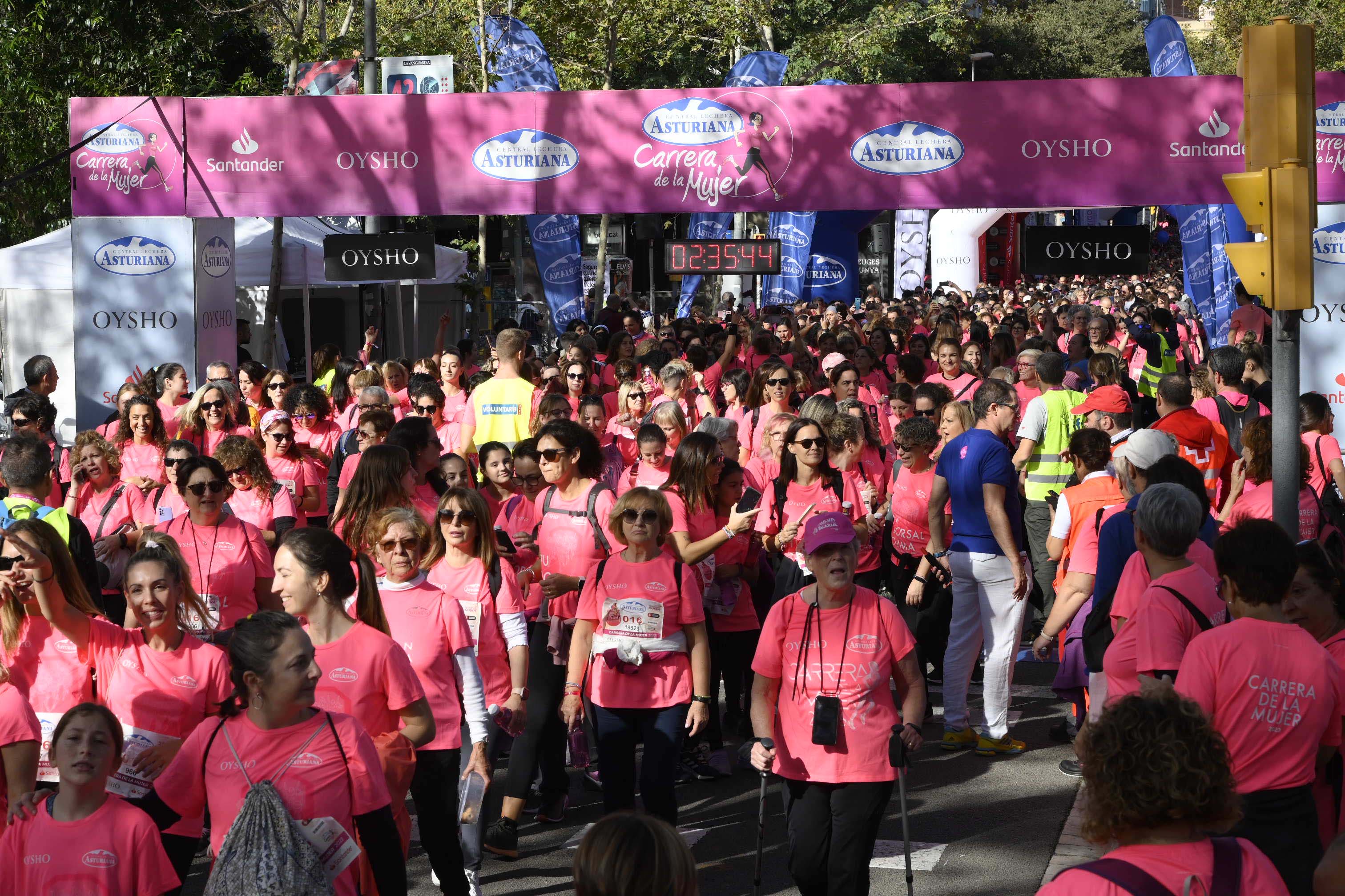 Las mejores fotos de la Carrera de la Mujer de Barcelona 2023. 7595