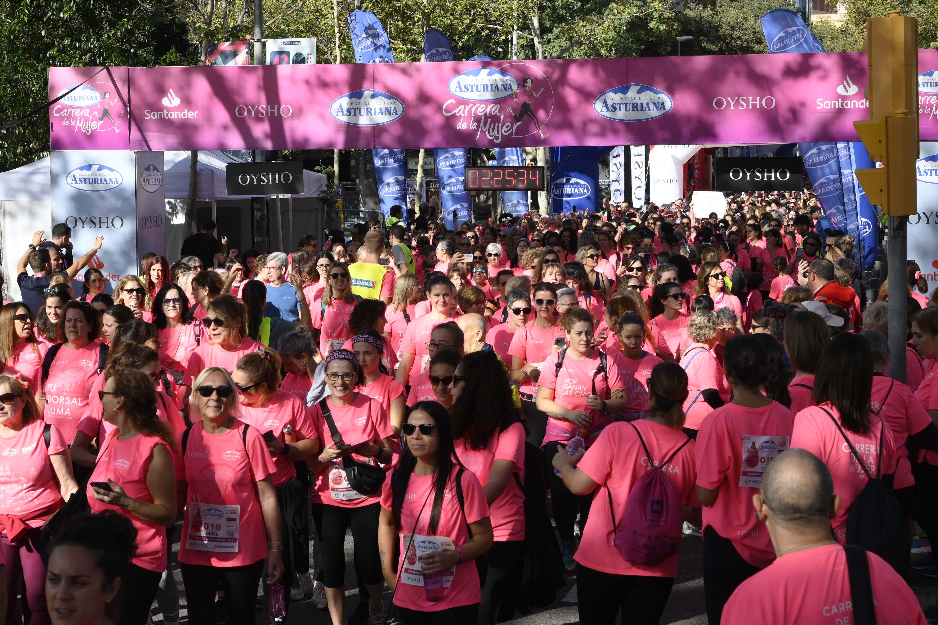 Las mejores fotos de la Carrera de la Mujer de Barcelona 2023. 7290