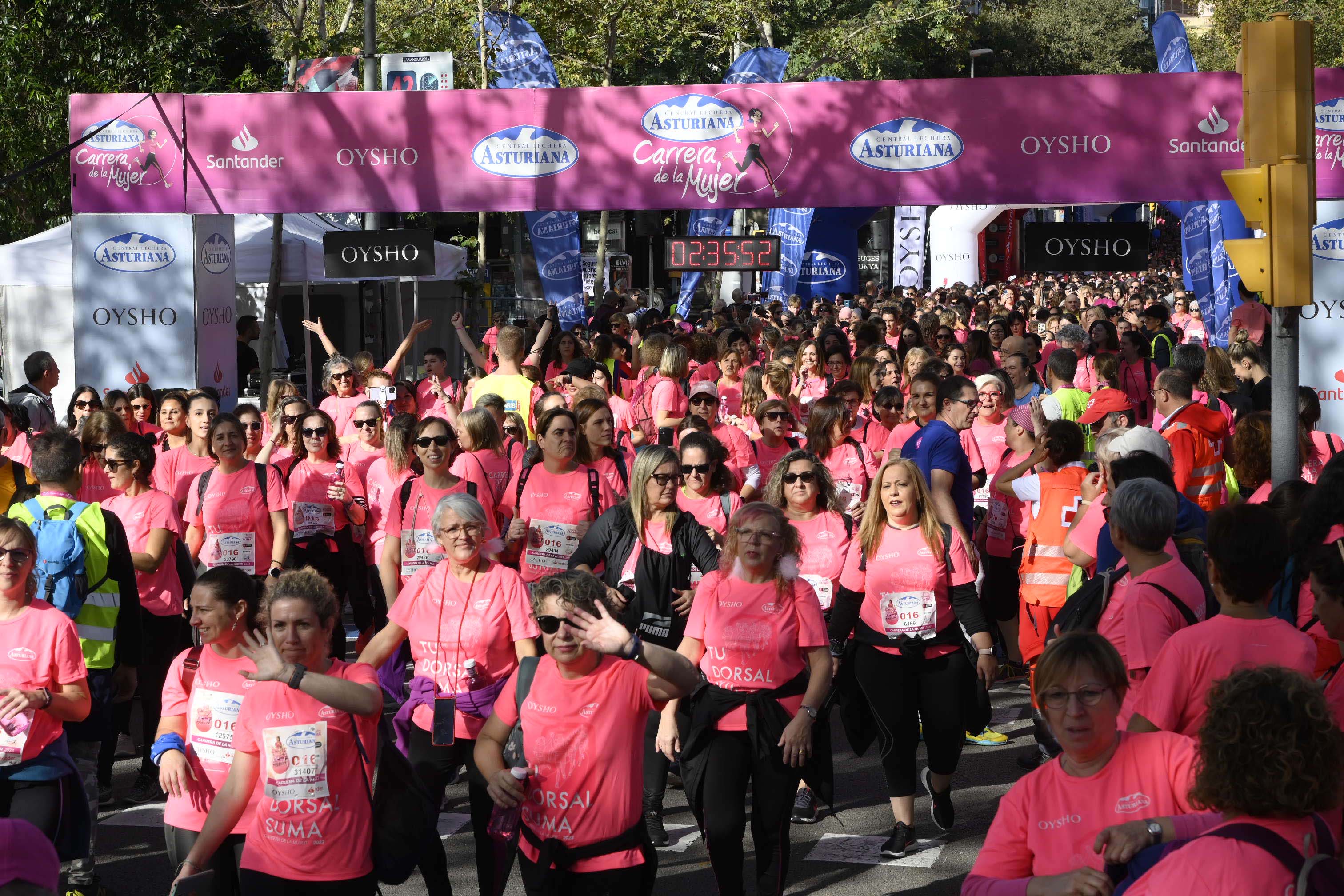 Las mejores fotos de la Carrera de la Mujer de Barcelona 2023. 7599