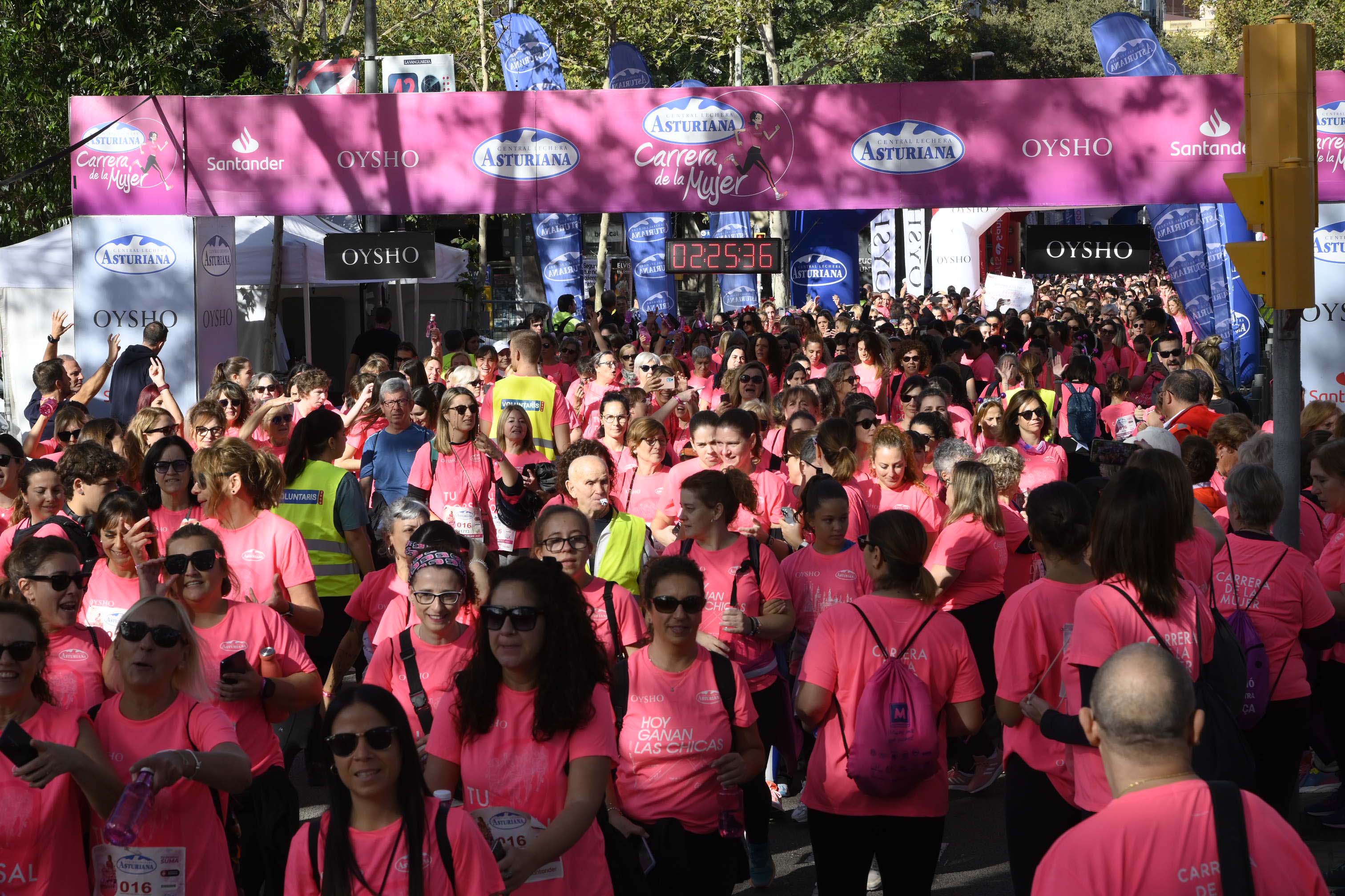 Las mejores fotos de la Carrera de la Mujer de Barcelona 2023. 7291