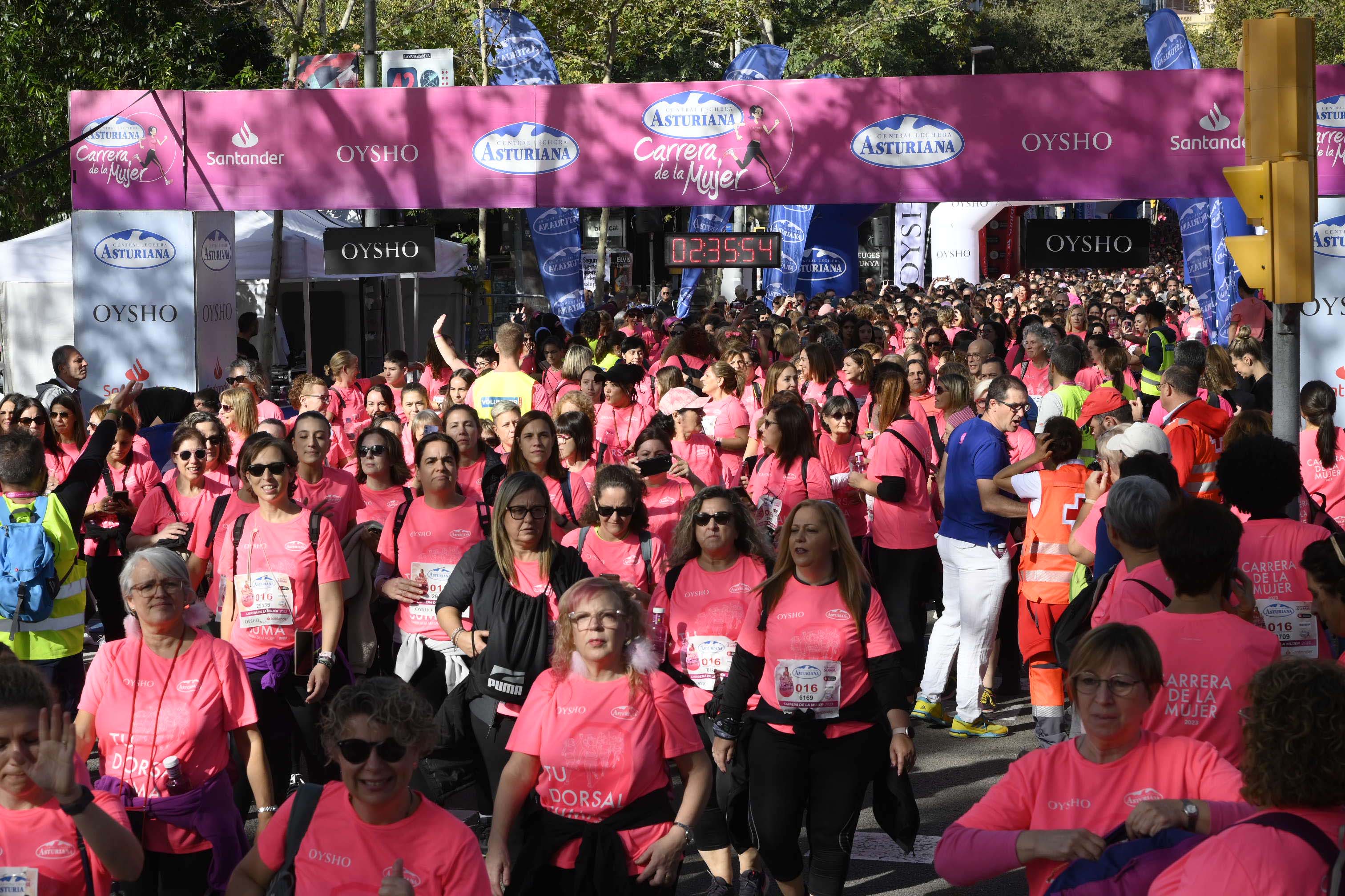 Las mejores fotos de la Carrera de la Mujer de Barcelona 2023. 7600
