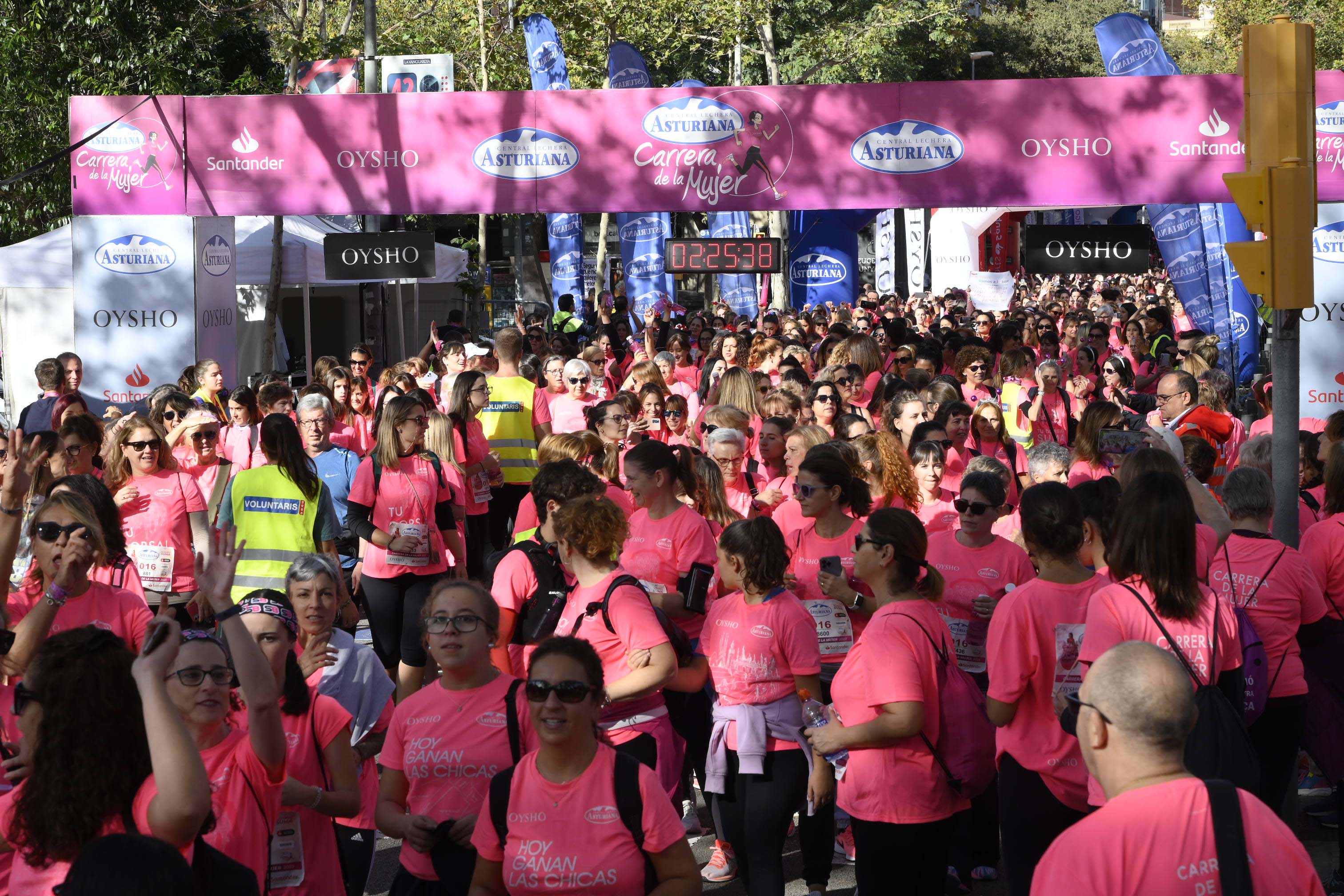 Las mejores fotos de la Carrera de la Mujer de Barcelona 2023. 7292