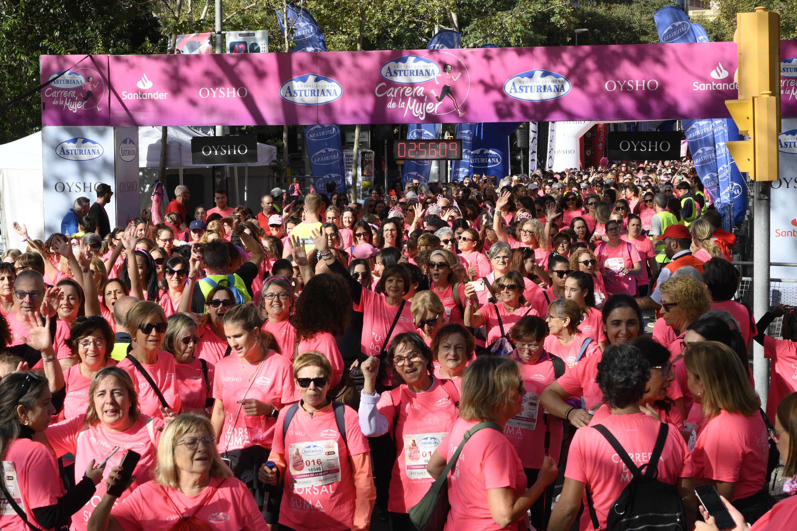 Las mejores fotos de la Carrera de la Mujer de Barcelona 2023. 8186