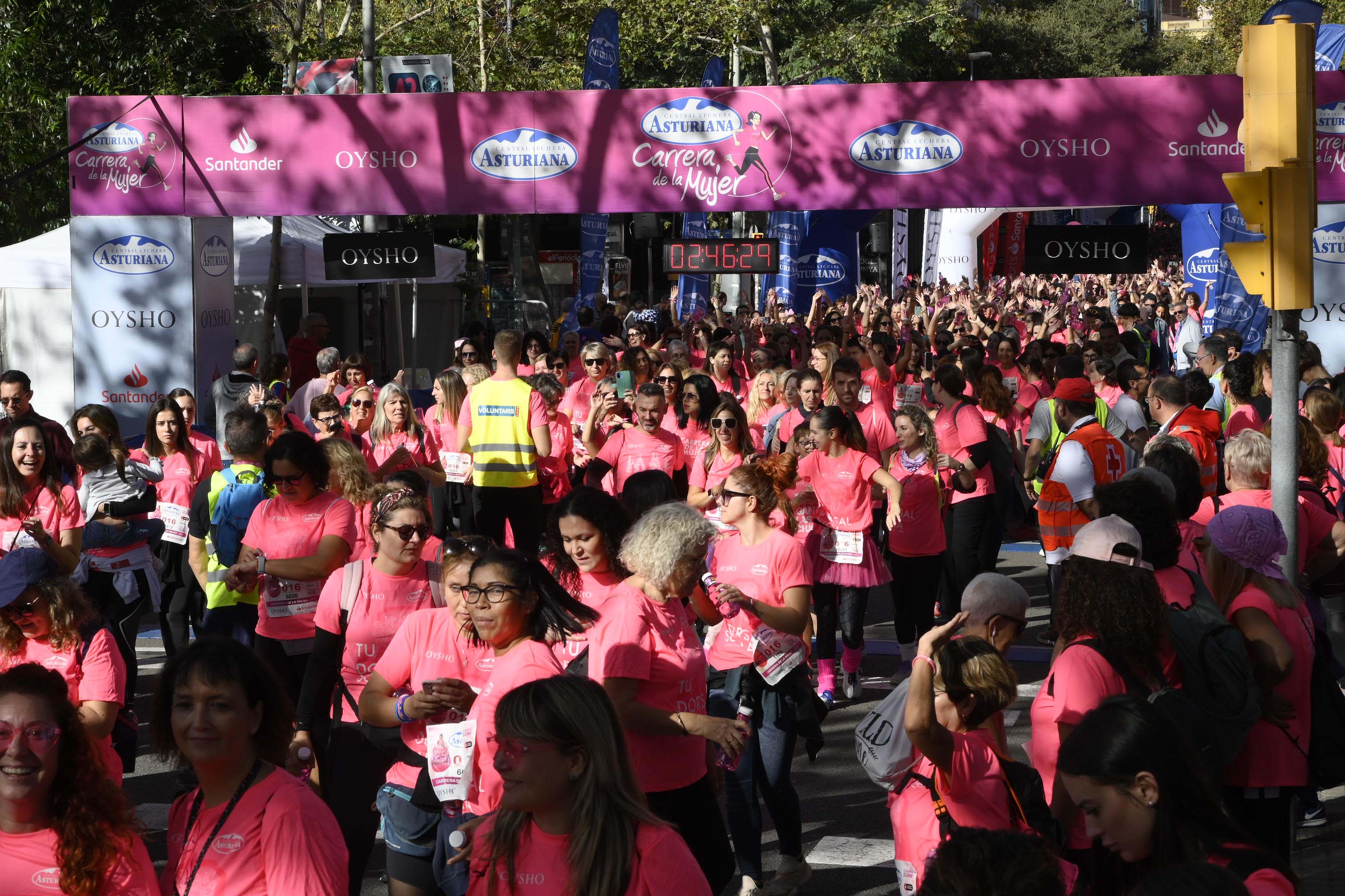 Las mejores fotos de la Carrera de la Mujer de Barcelona 2023. 7896