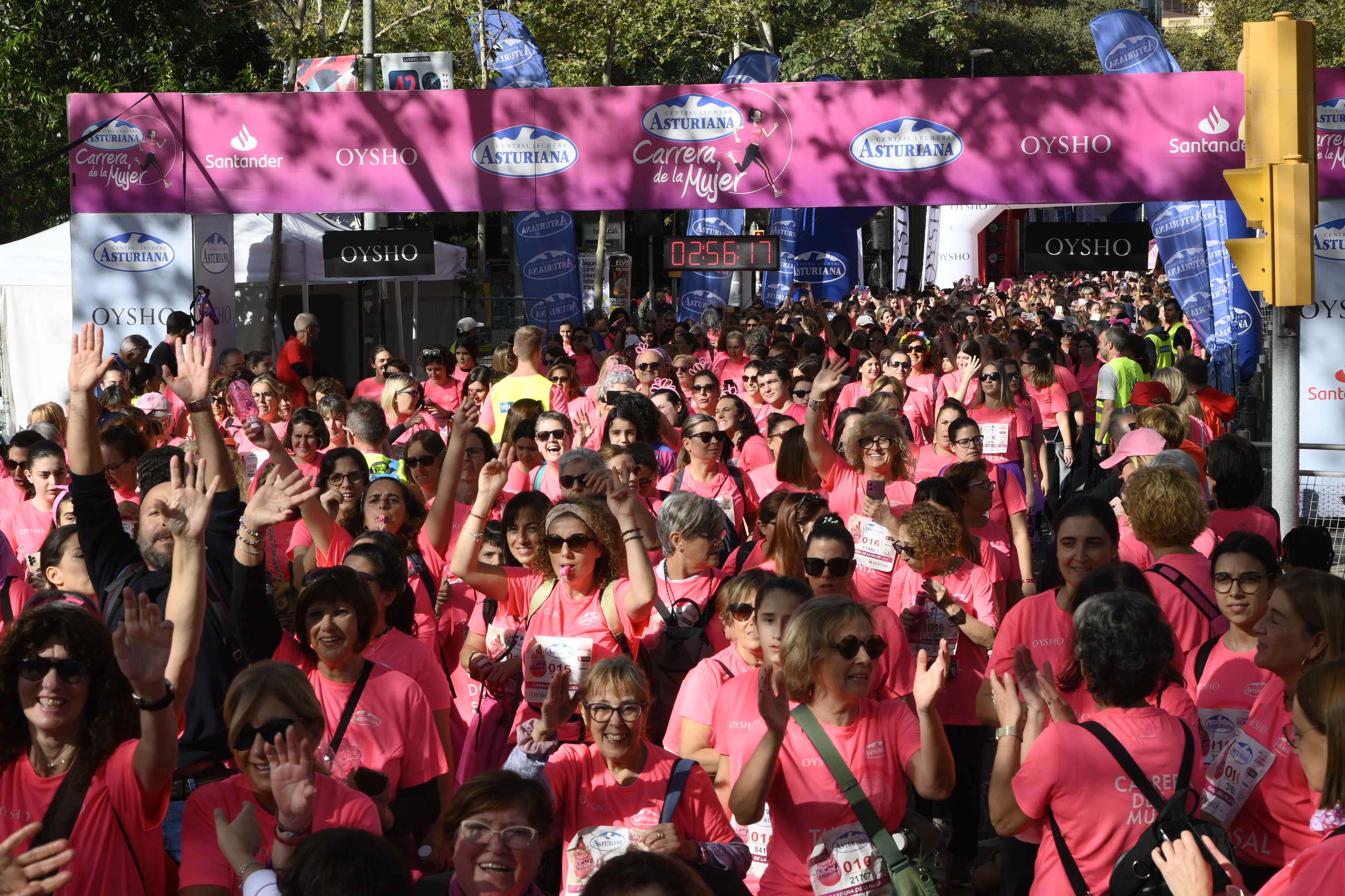 Las mejores fotos de la Carrera de la Mujer de Barcelona 2023. 8190