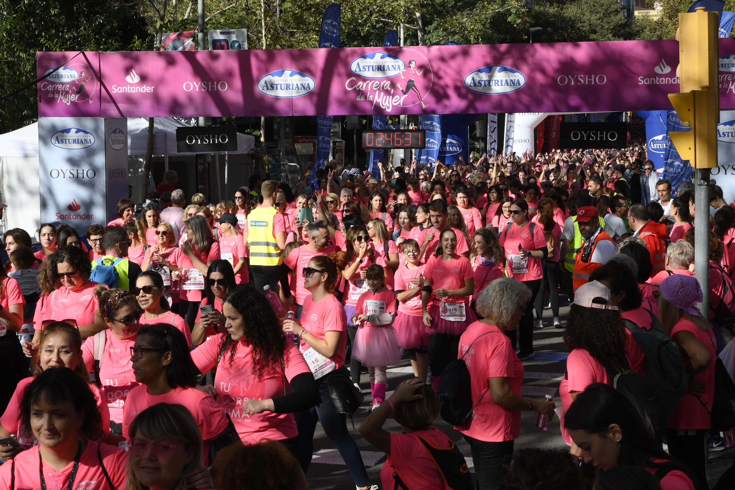 Las mejores fotos de la Carrera de la Mujer de Barcelona 2023. 7897
