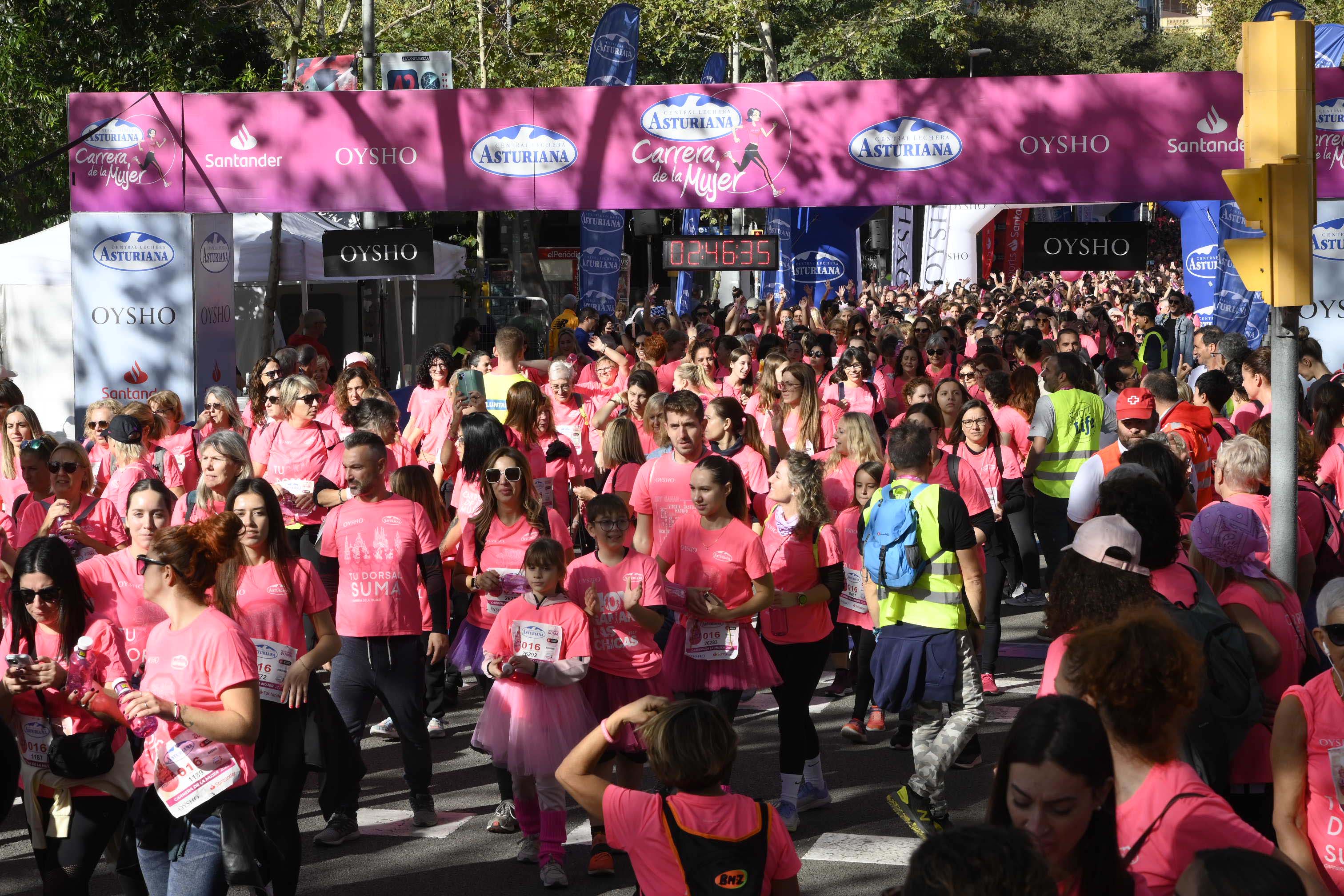 Las mejores fotos de la Carrera de la Mujer de Barcelona 2023. 7899
